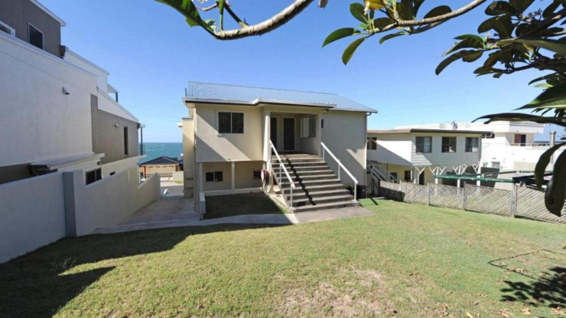 Boorolong 1 - Ocean Views - Holiday Yamba