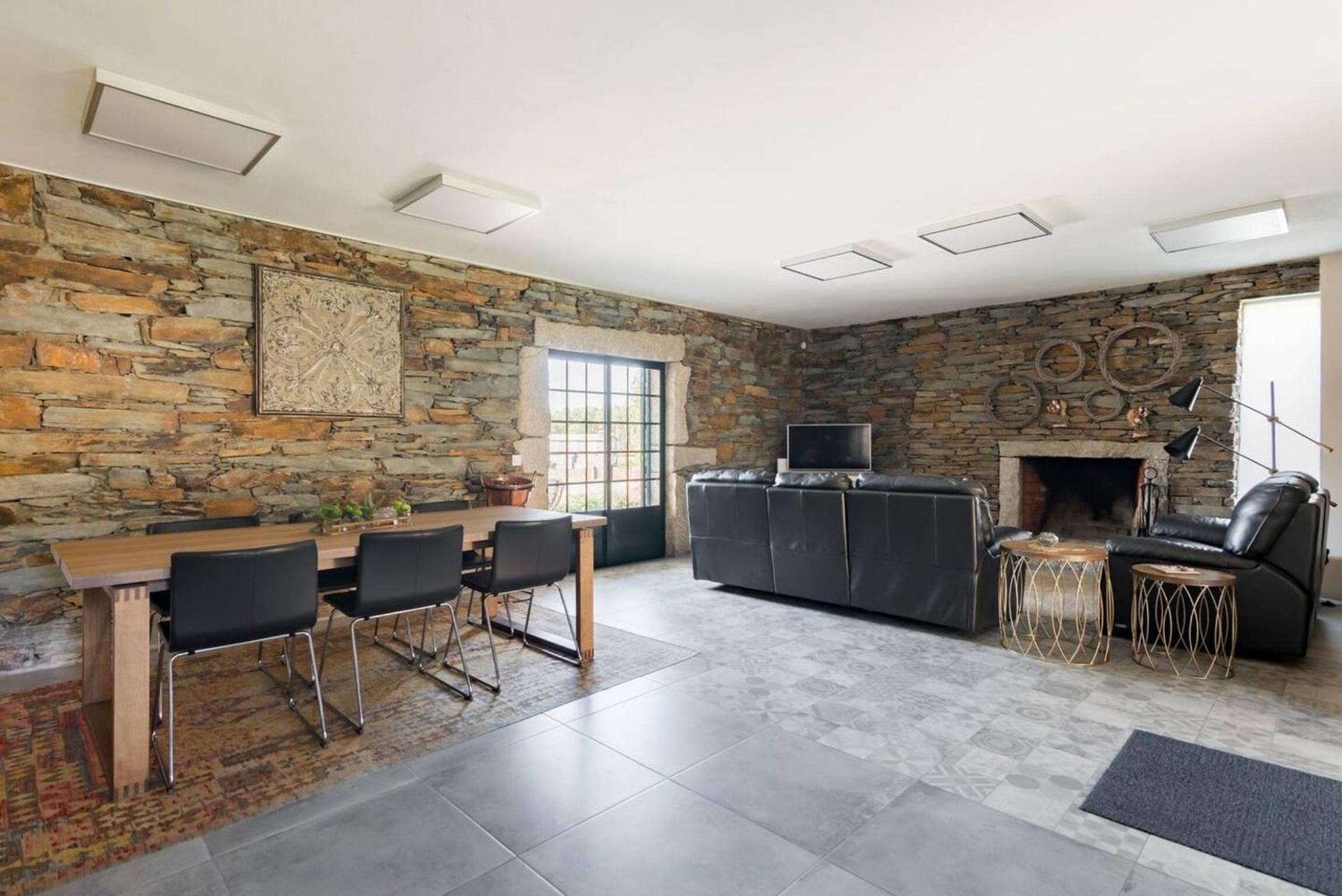 Cosy chalet in Corte private pool and fireplace view 4