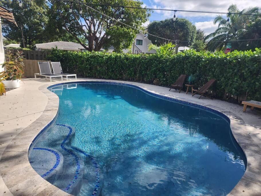 Rio Vista Prestige on Las Olas Heated Pool