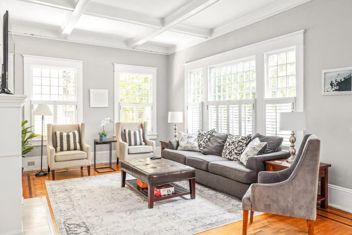 5BR Historic Midtown Craftsman Home w Jacuzzi