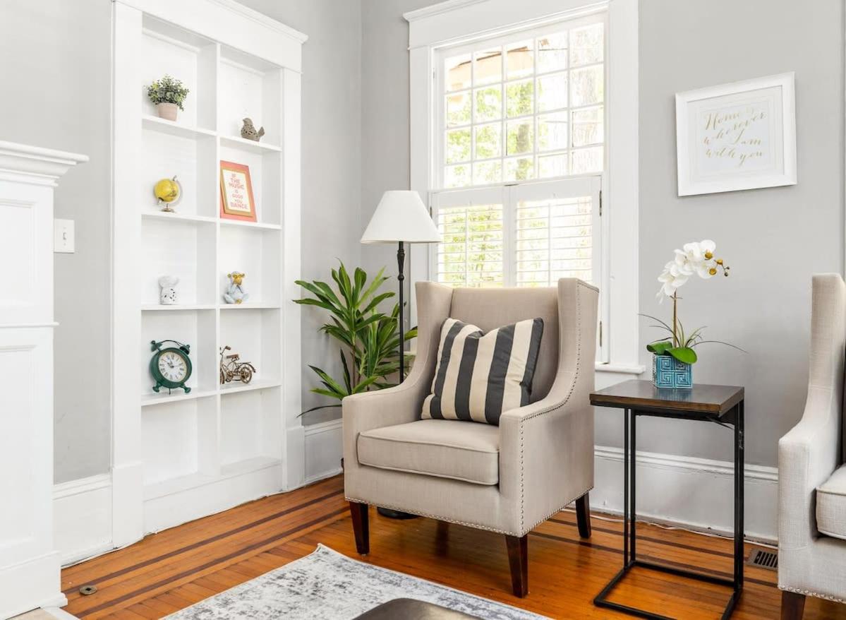 5BR Historic Midtown Craftsman Home w Jacuzzi