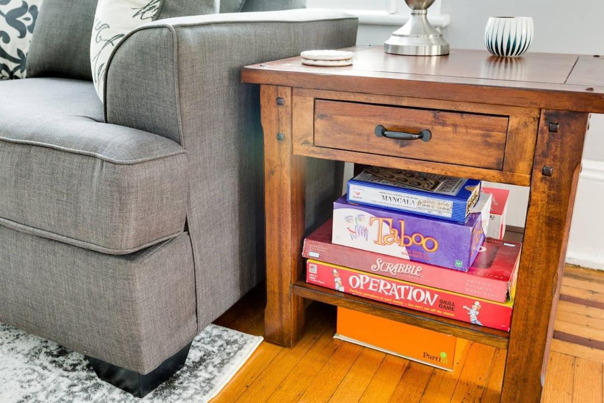 5BR Historic Midtown Craftsman Home w Jacuzzi