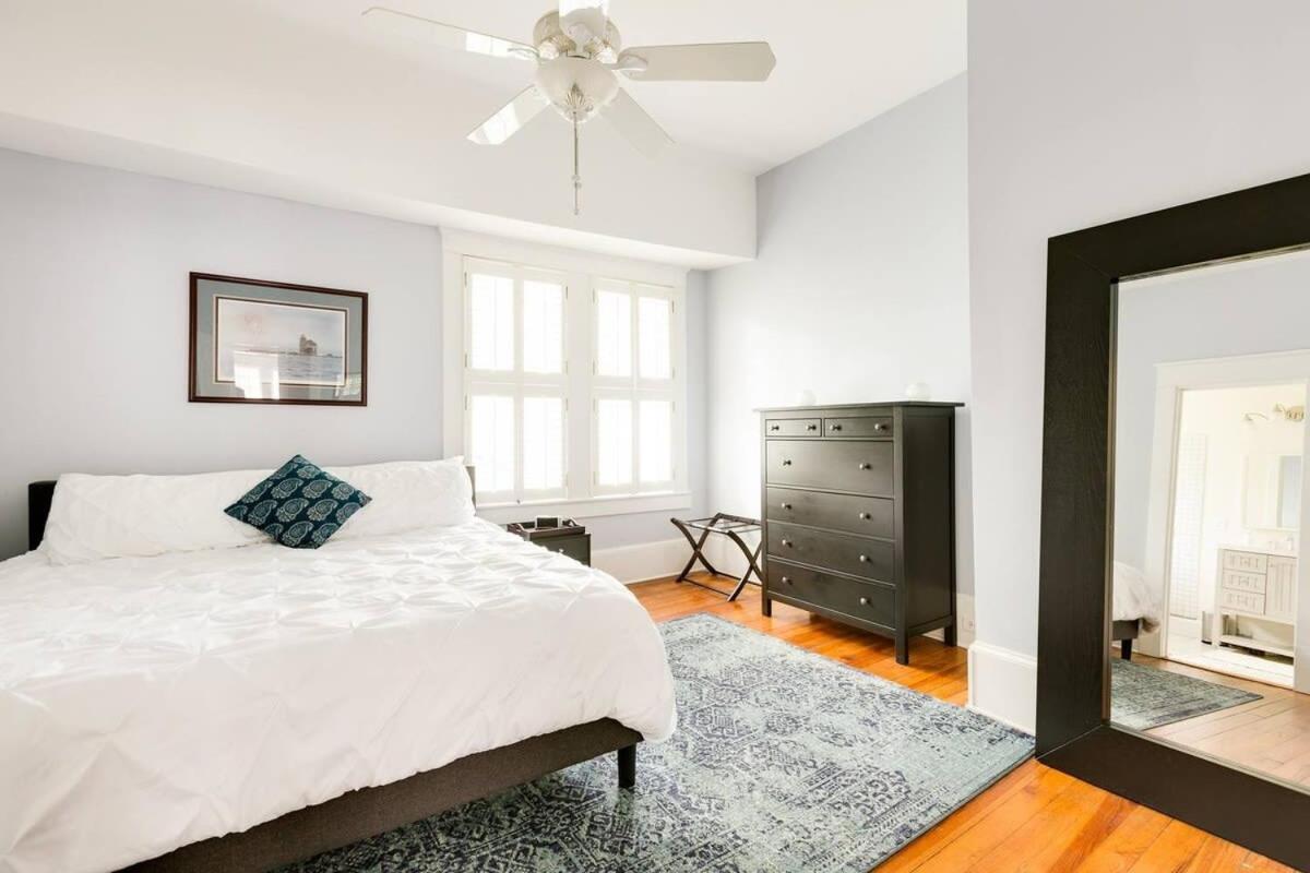 5BR Historic Midtown Craftsman Home w Jacuzzi