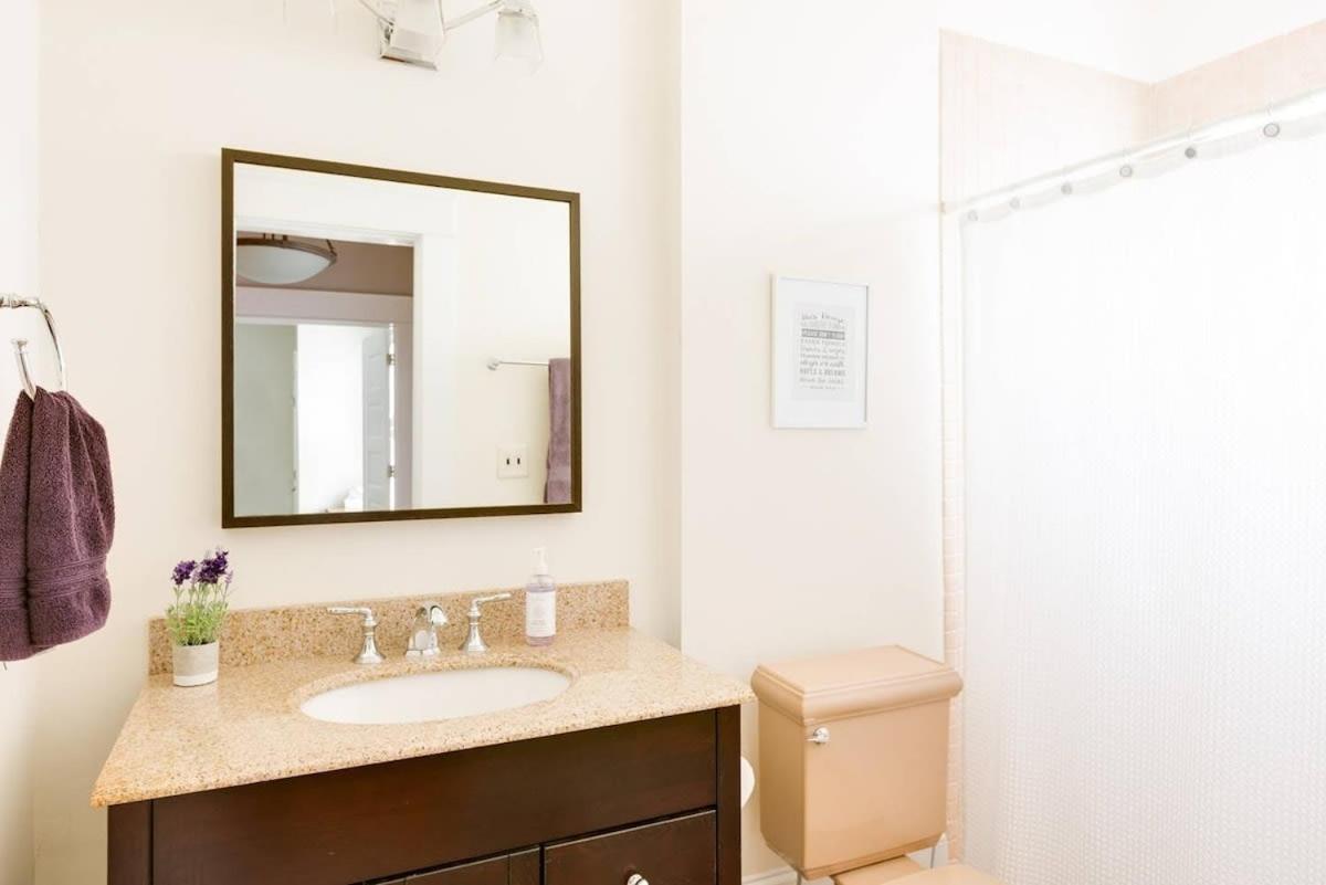 5BR Historic Midtown Craftsman Home w Jacuzzi