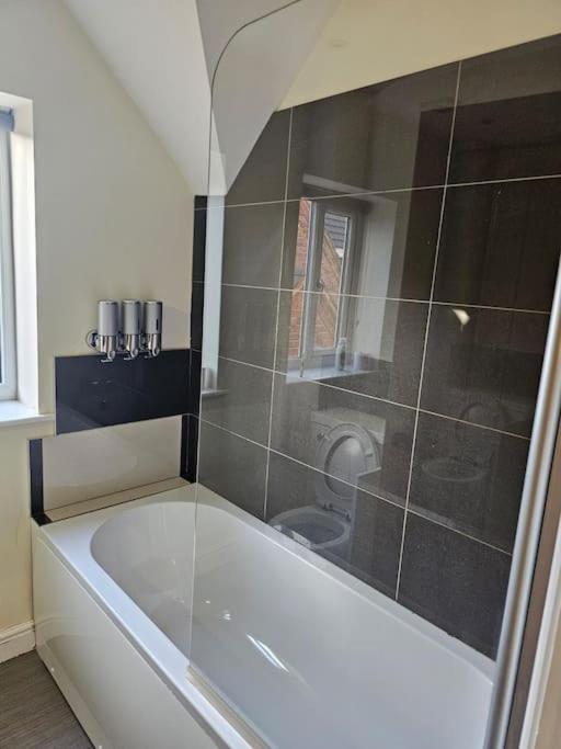 Kiln Lodge- Stunning 4 bed house view 4