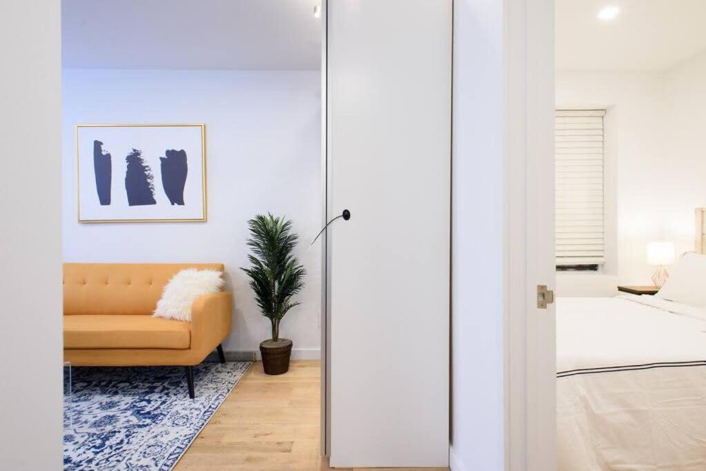 69-3D Prime Lower East East BRAND NEW 1br Apt