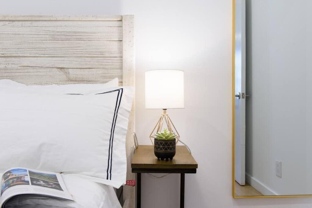 69-3D Prime Lower East East BRAND NEW 1br Apt