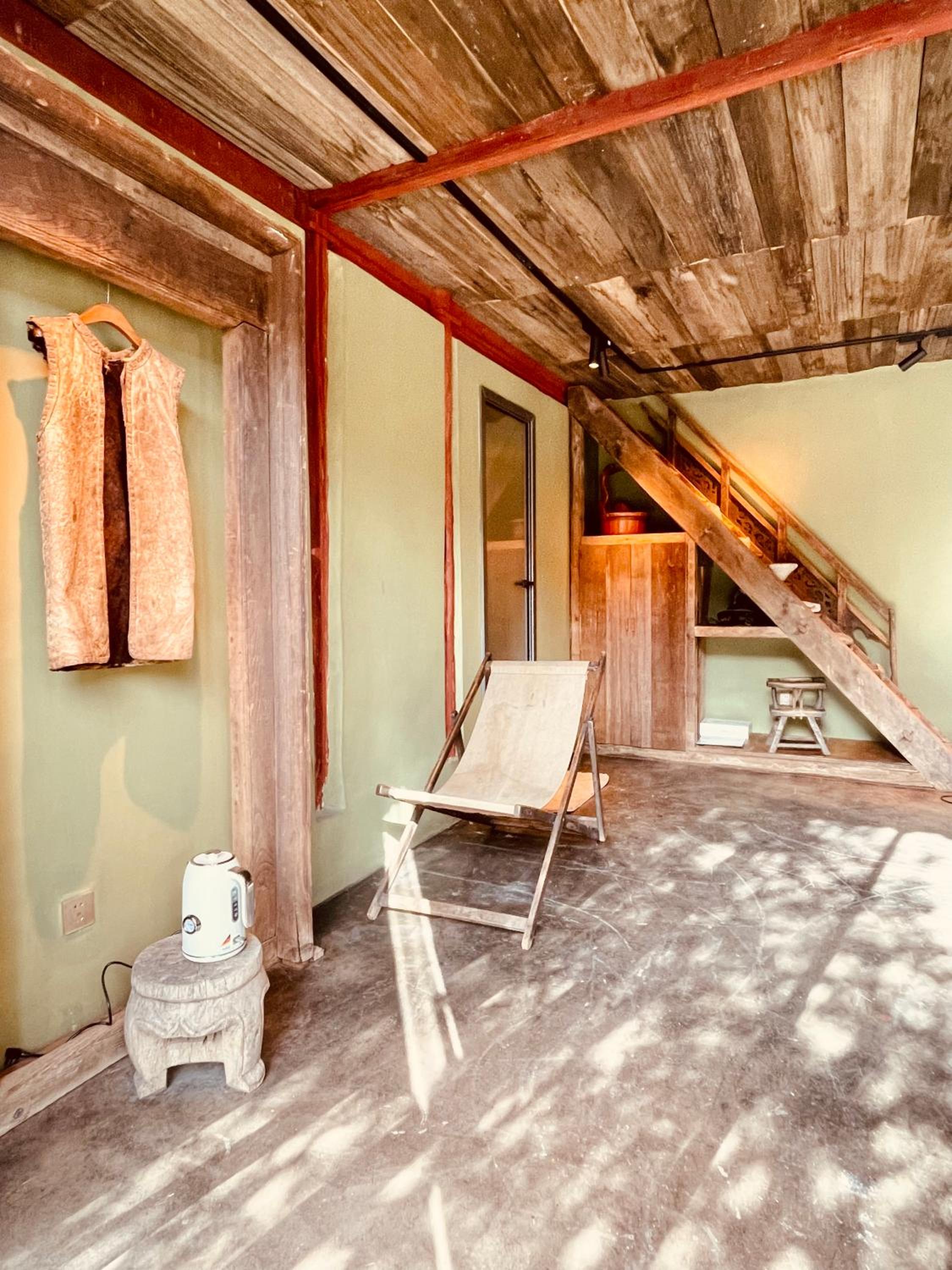 Qushe Snowy Mountain View Art B&B
