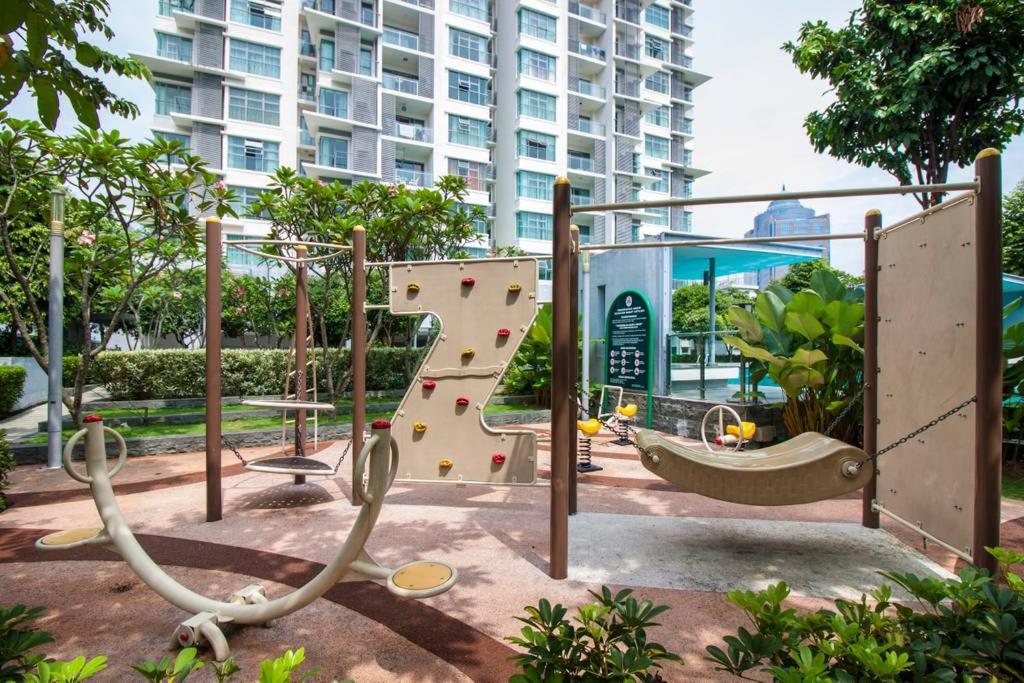 Suasana Bukit Ceylon by Plush