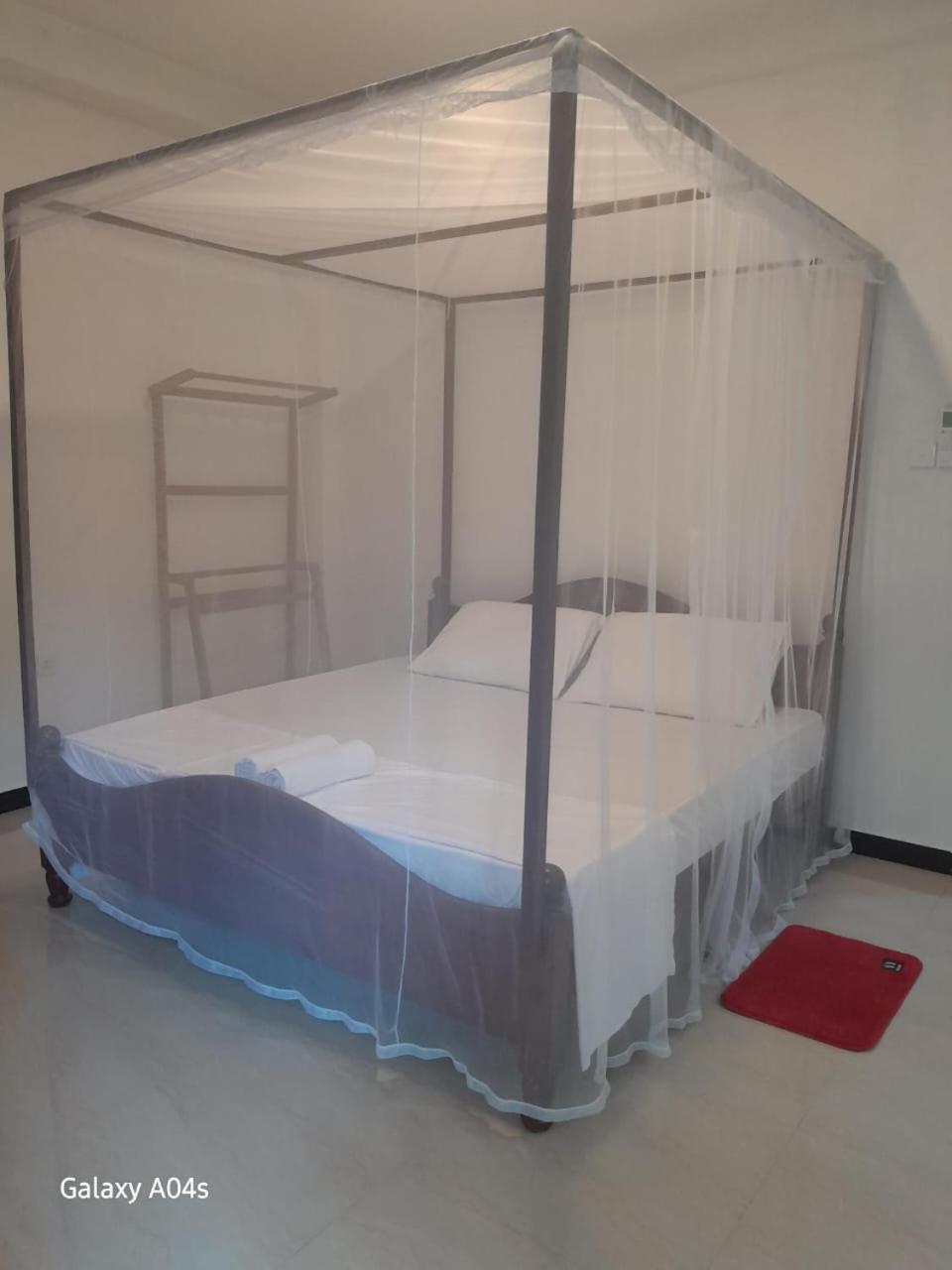 Batawala Resort One AC Room - weligama view 3