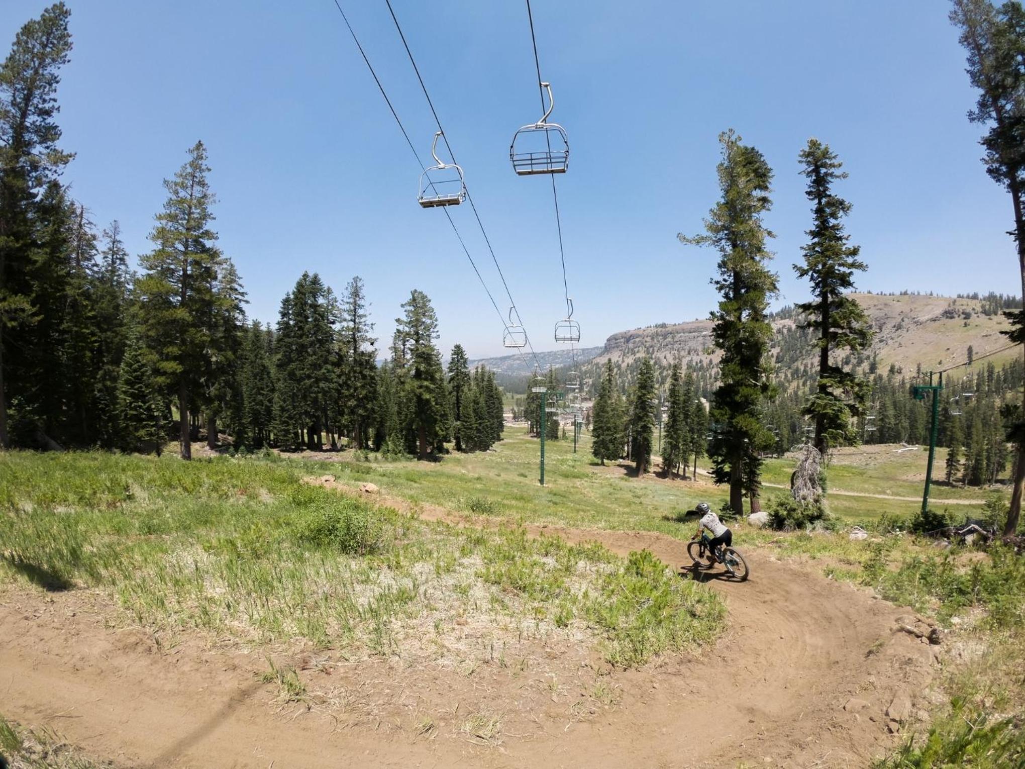 Sierra Cabin Condo – Sun Meadows 1 BedroomLoft condo view 4