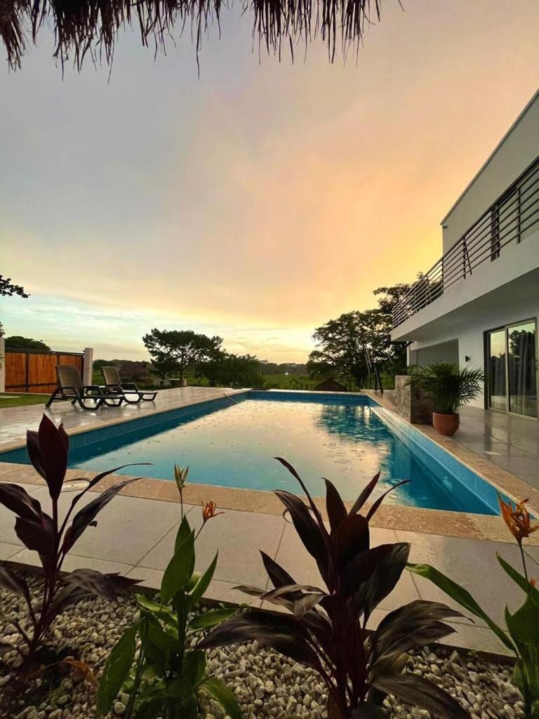 CASA CAMPESTRE A POCOS MINUTOS DE CARTAGENA