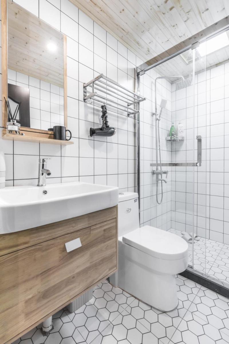 Shanghai Hills&Linghu's Transit-Prime Suite-Line 2, Huamu Rd 788, Direct to Key Spots & SNIEC