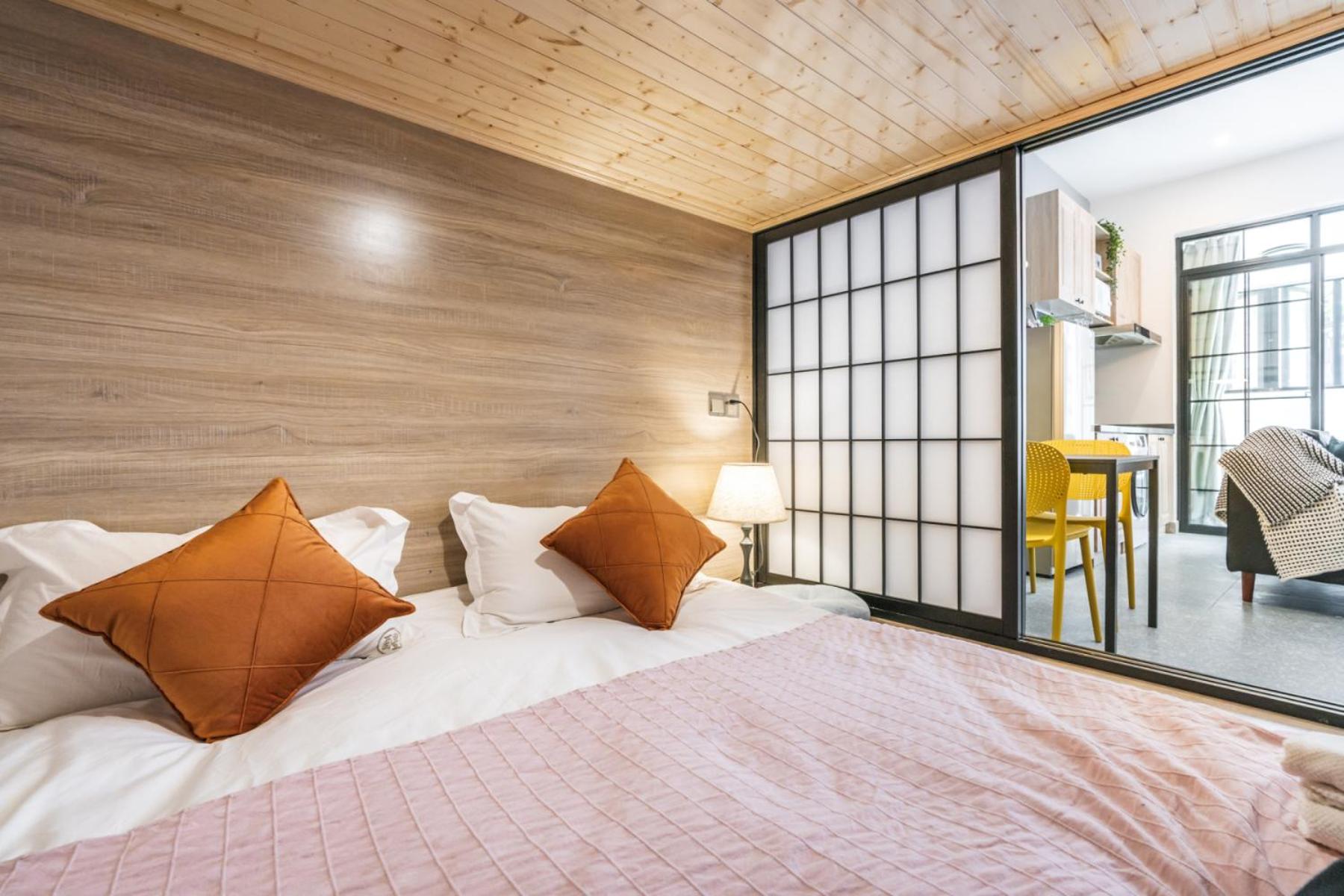Shanghai Hills&Linghu's Transit-Prime Suite-Line 2, Huamu Rd 788, Direct to Key Spots & SNIEC