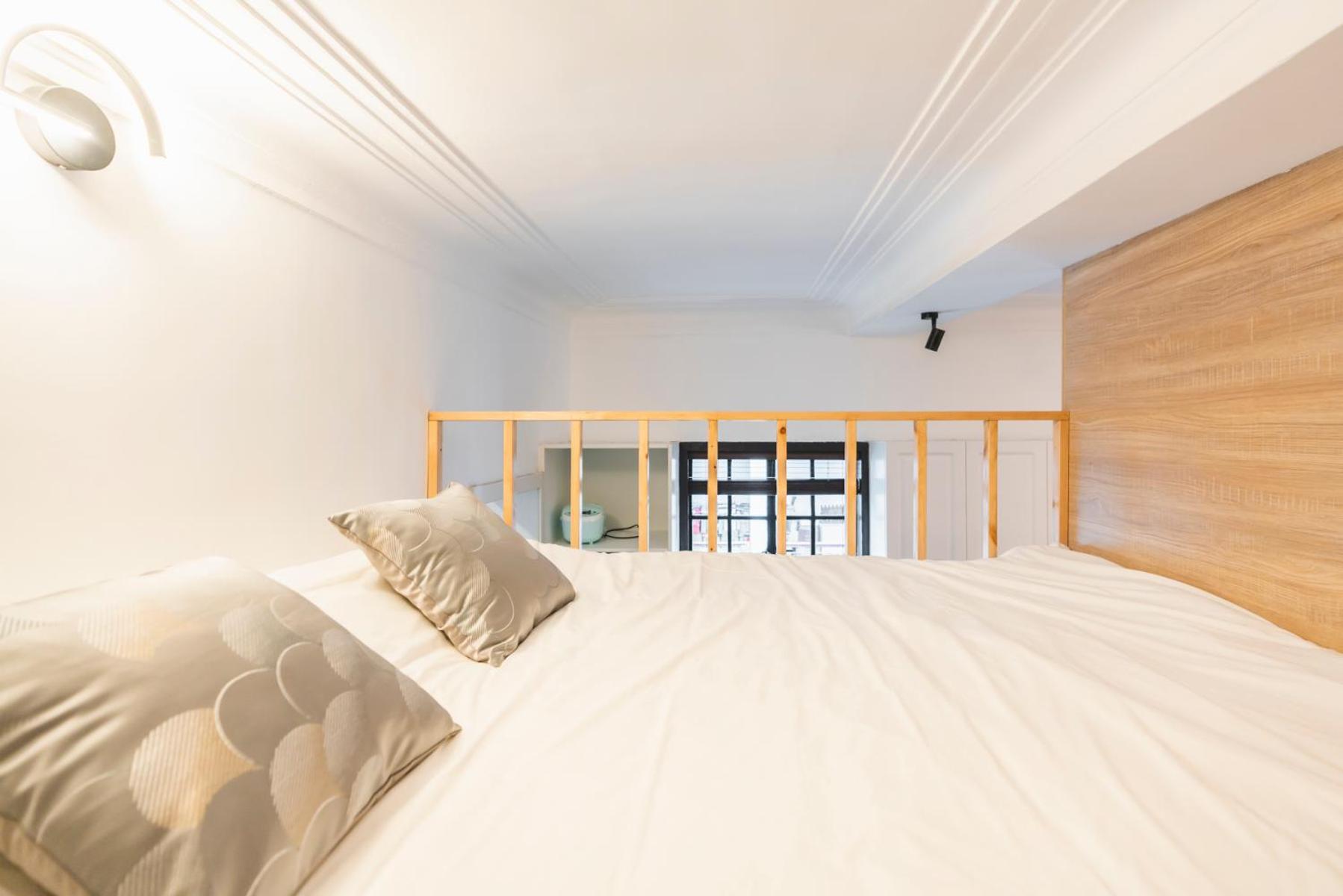Shanghai Hills&Xing 38 Family Homestay Near Line1 and Mid Huaihai Rd