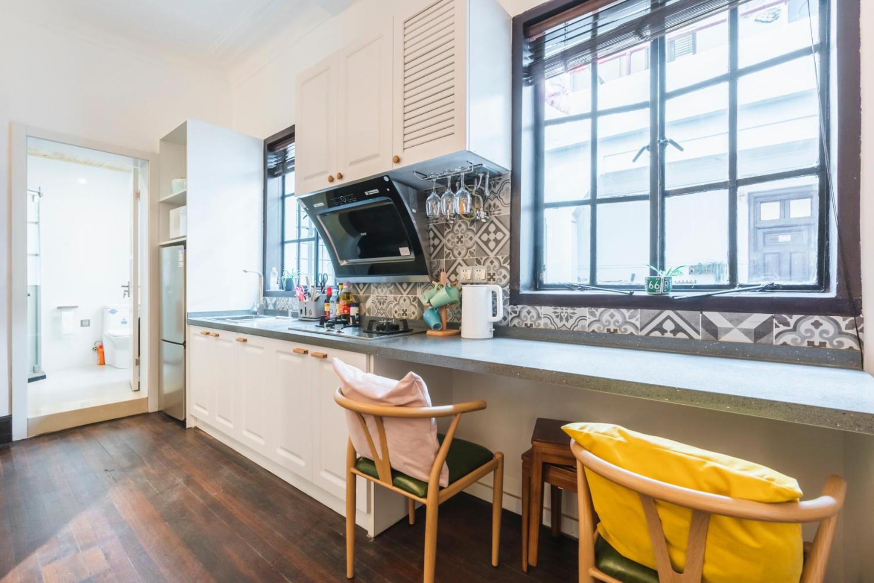 Shanghai Hills&Xing 38 Family Homestay Near Line1 and Mid Huaihai Rd