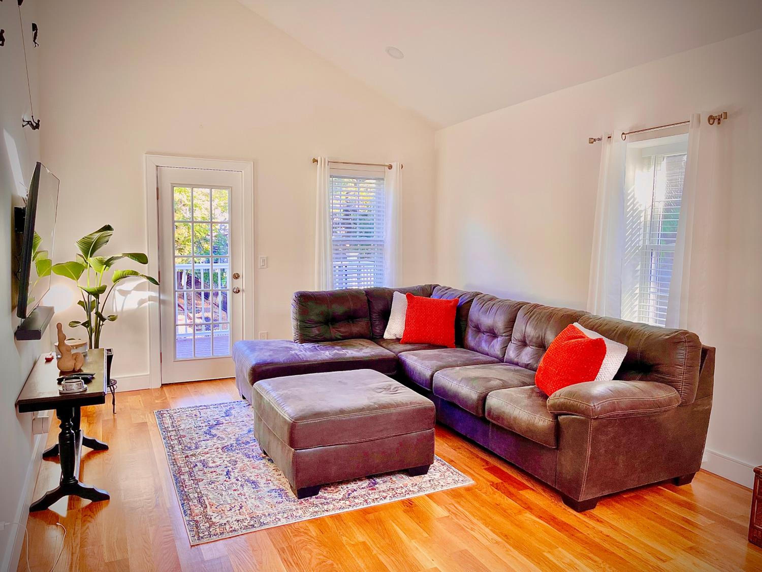 Perrin Place Unit 1 view 4