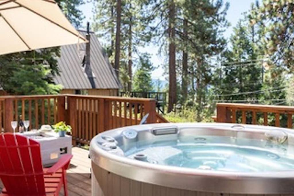 Lake Views, Pet-Friendly Cabin with Hot-Tub in King's Beach - Property Image 17