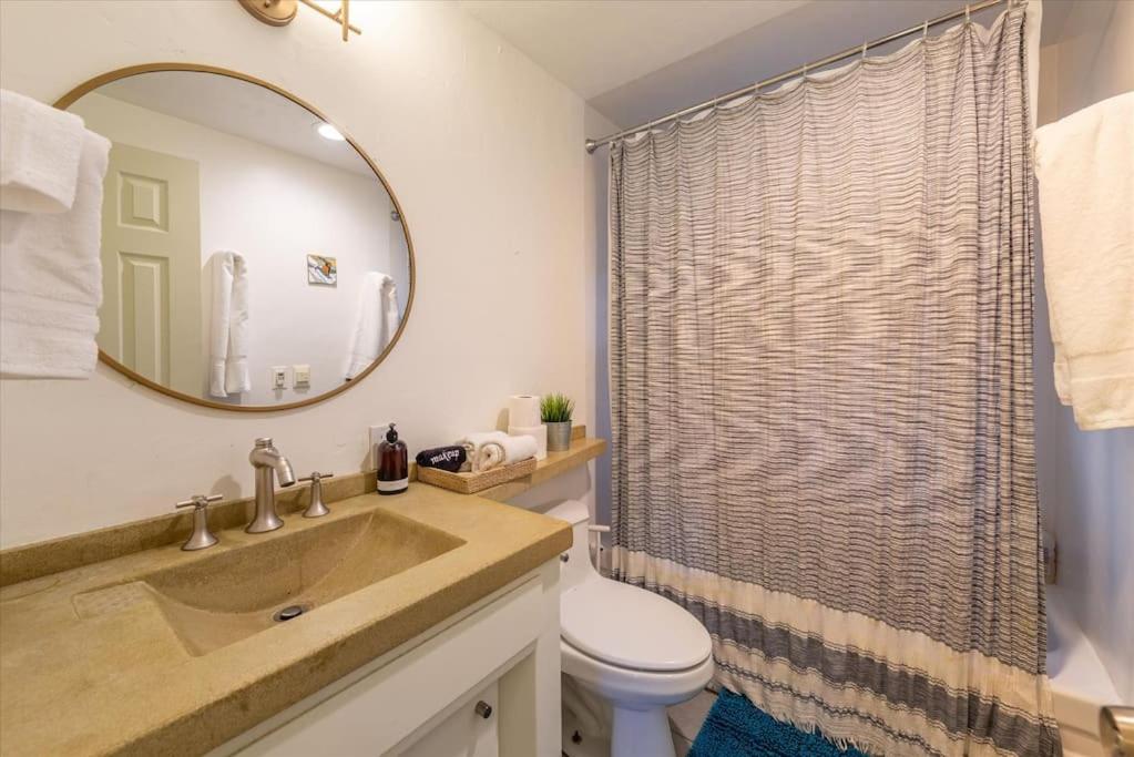 Lake Views, Pet-Friendly Cabin with Hot-Tub in King's Beach - Property Image 10