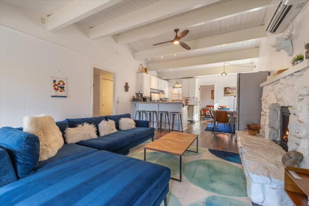 Lake Views, Pet-Friendly Cabin with Hot-Tub in King's Beach - Property Image 5