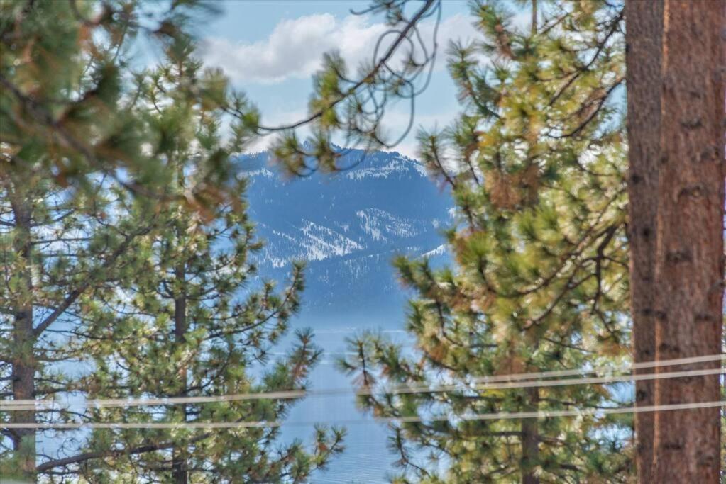 Lake Views, Pet-Friendly Cabin with Hot-Tub in King's Beach - Property Image 22