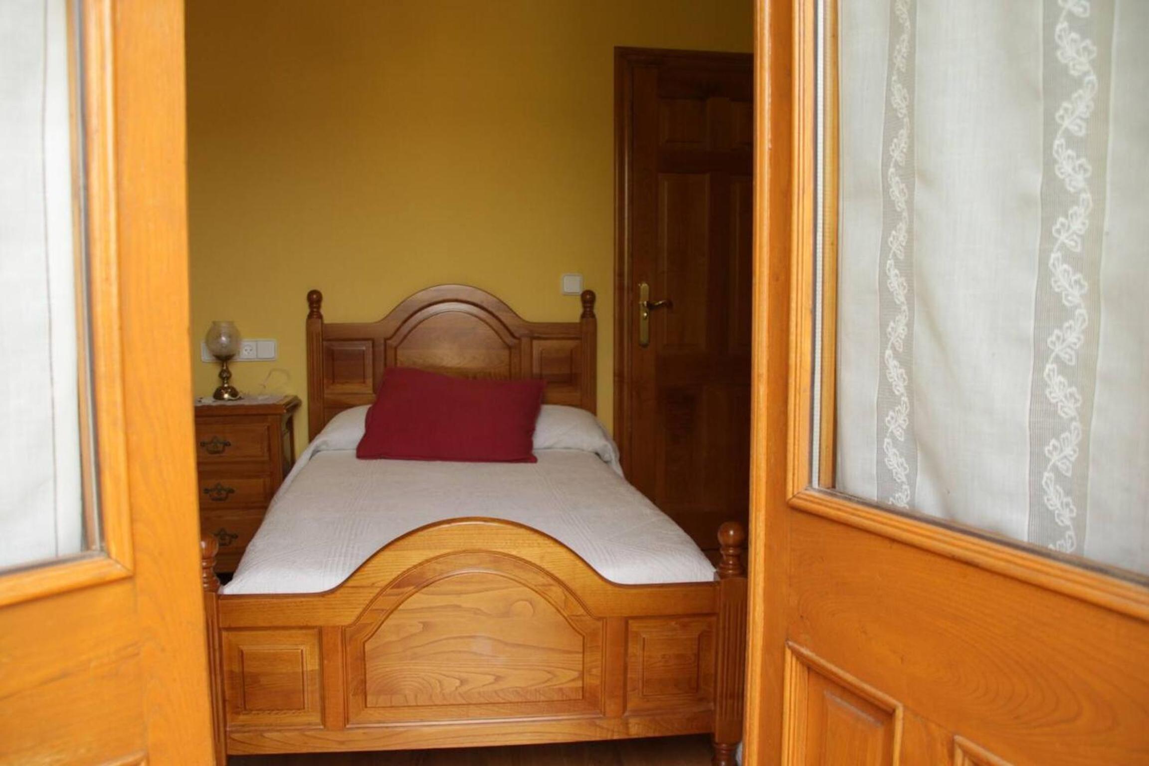 Charming Chalet in San Juan de la Mata with Shared Pool view 5