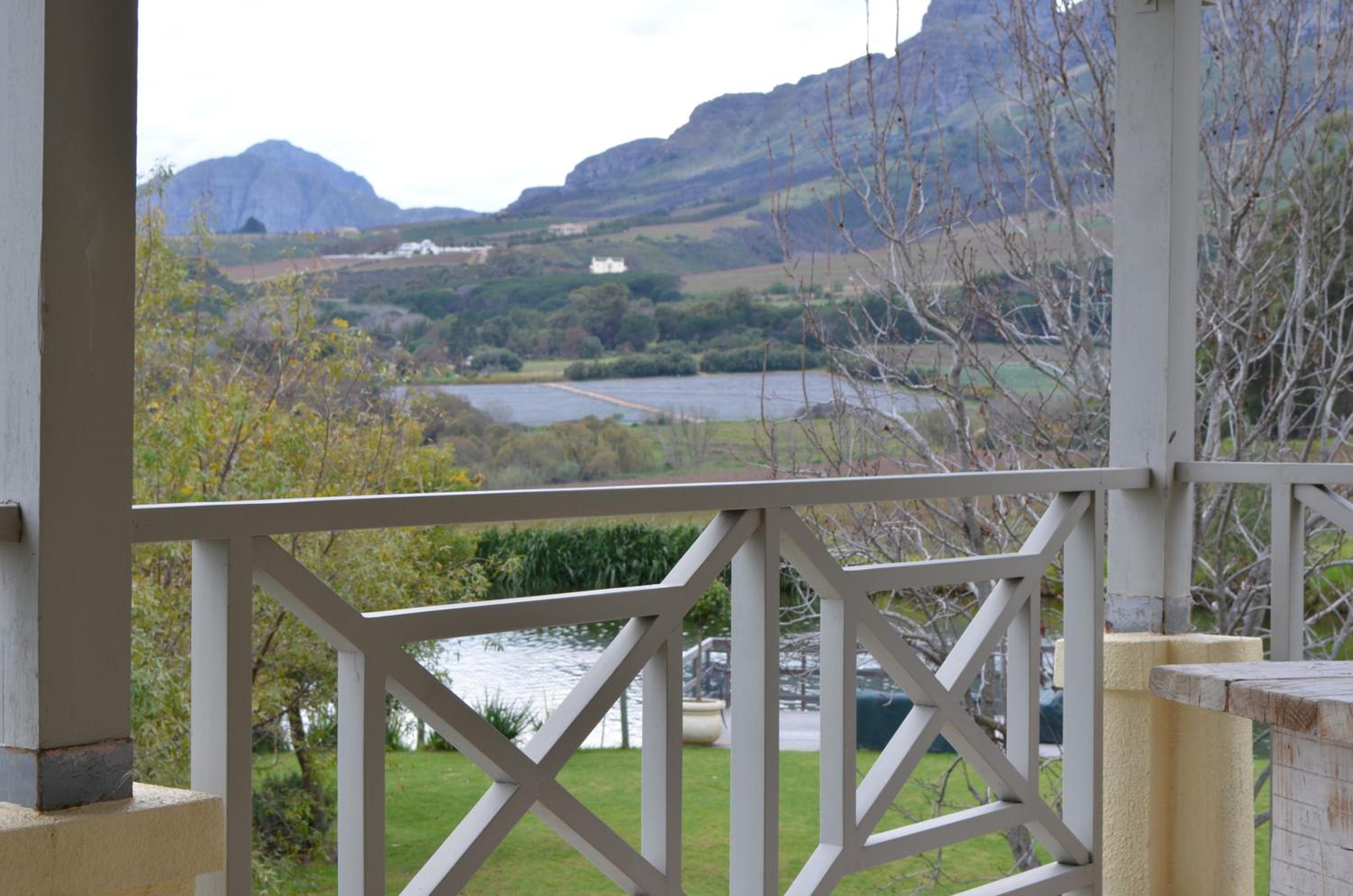 In the Vine Country Manor Guesthouse