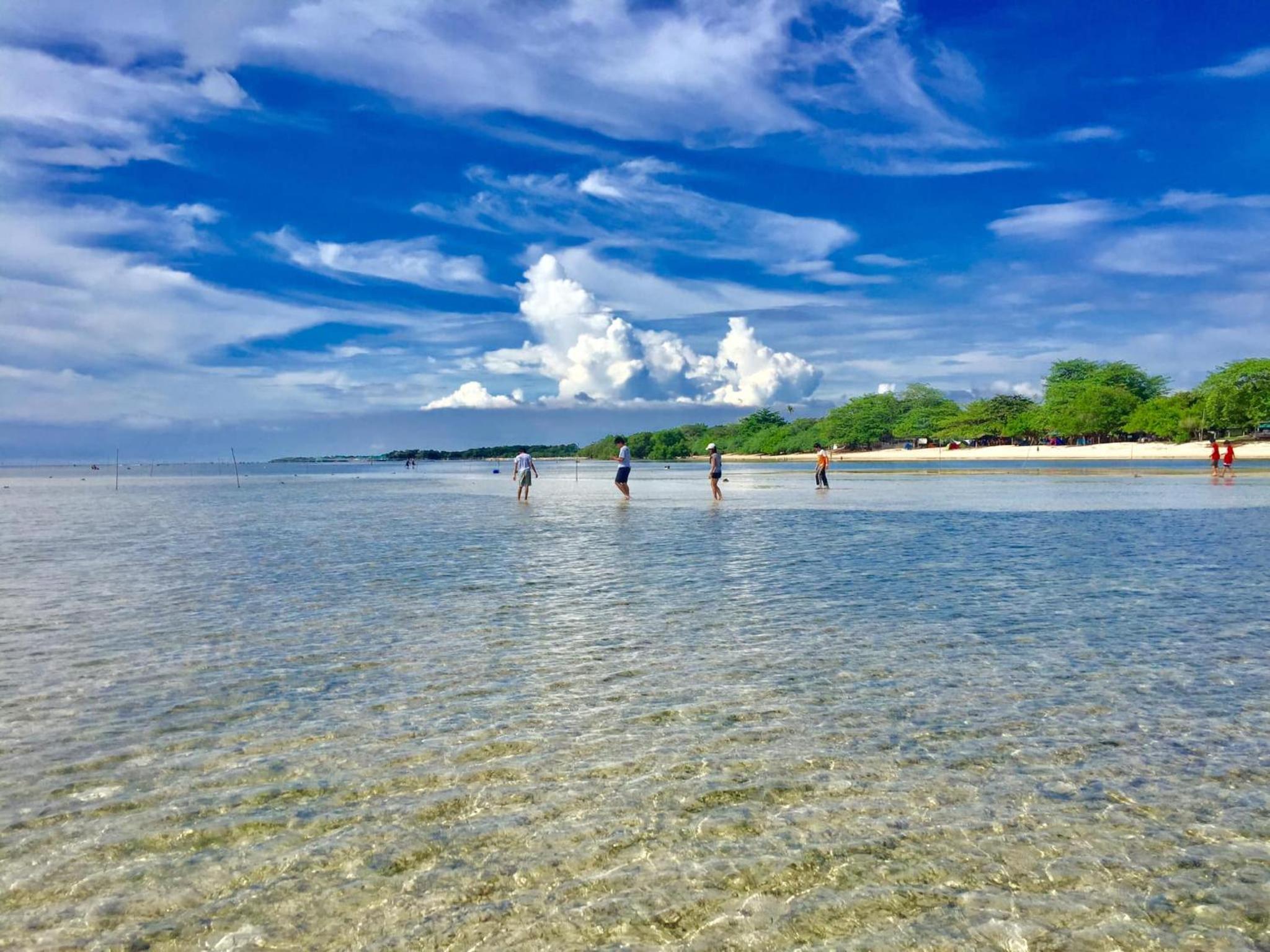 Beach Front Calatagan Apartelle