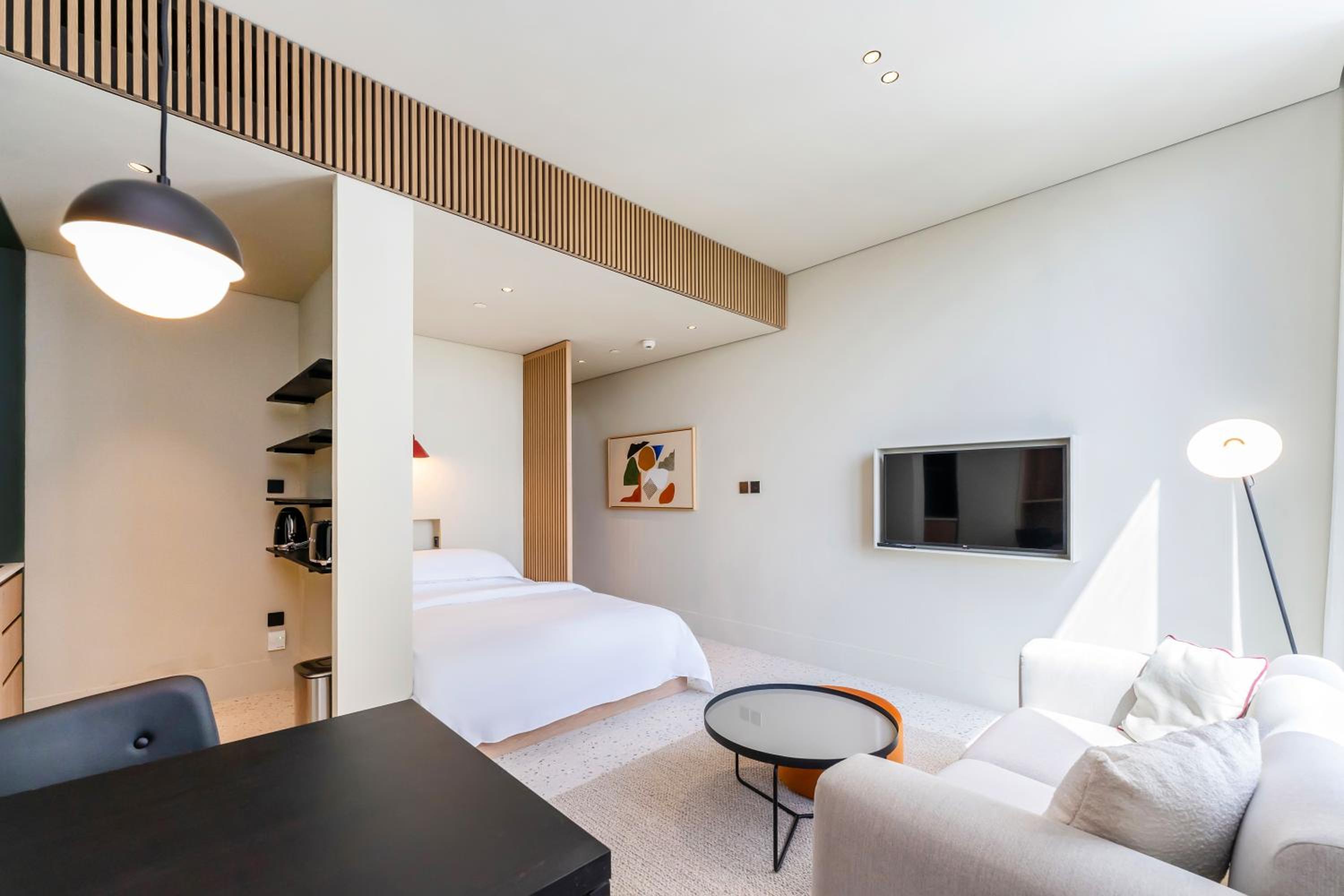 FAM Living - Upside Living - WFH Friendly-Business Bay