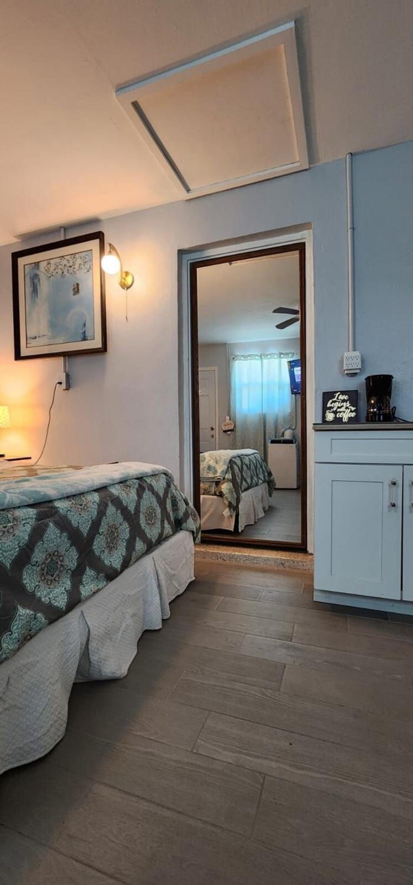 hotel room