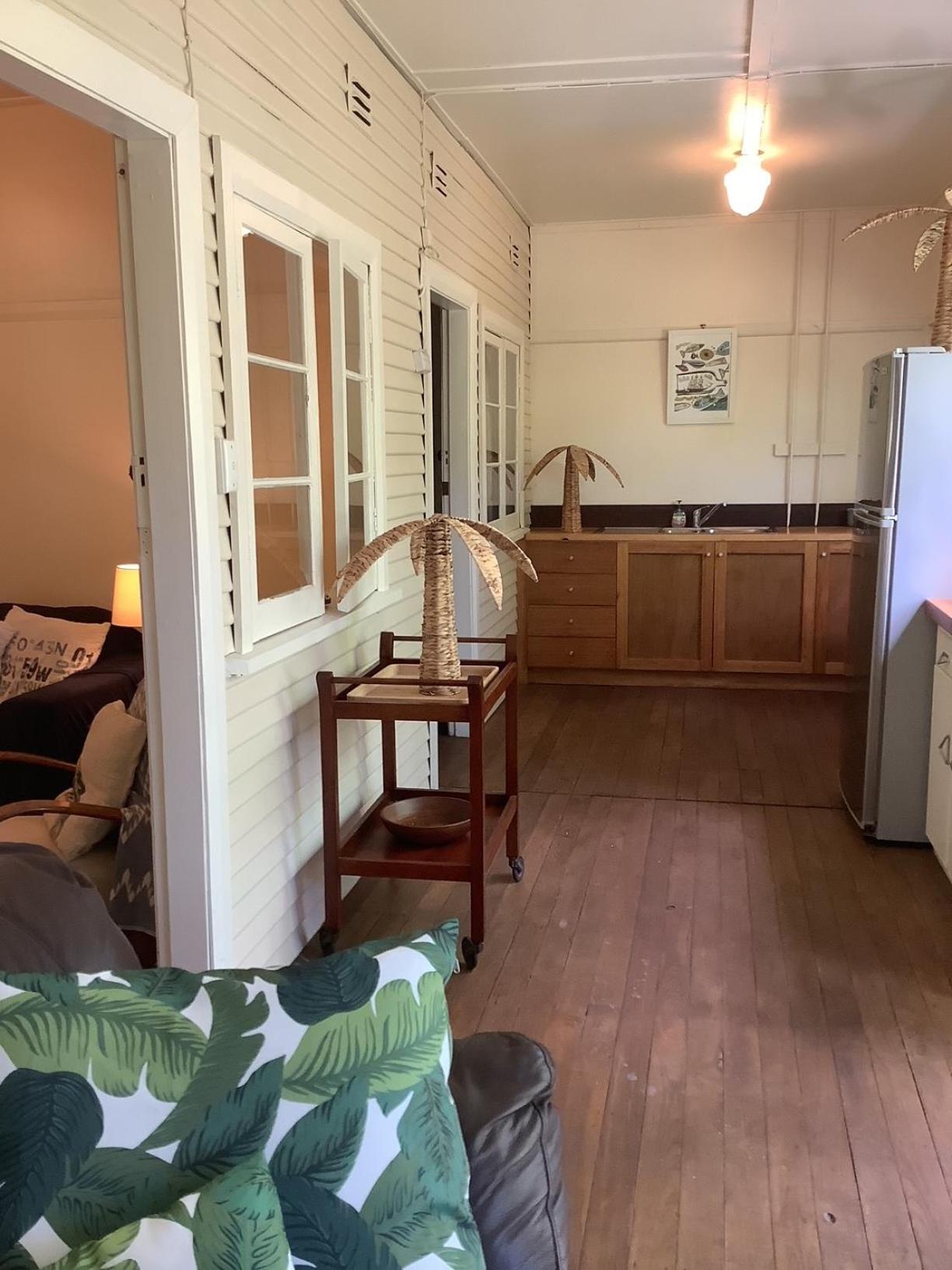 Bermagui Bay Beach House 2, Wonderful Beachside Location, Pet Friendly
