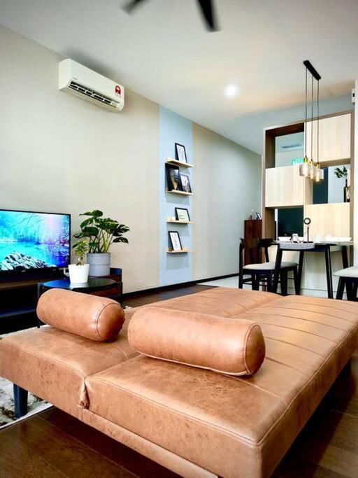 Premium Cozy Studio Near Mid Valley