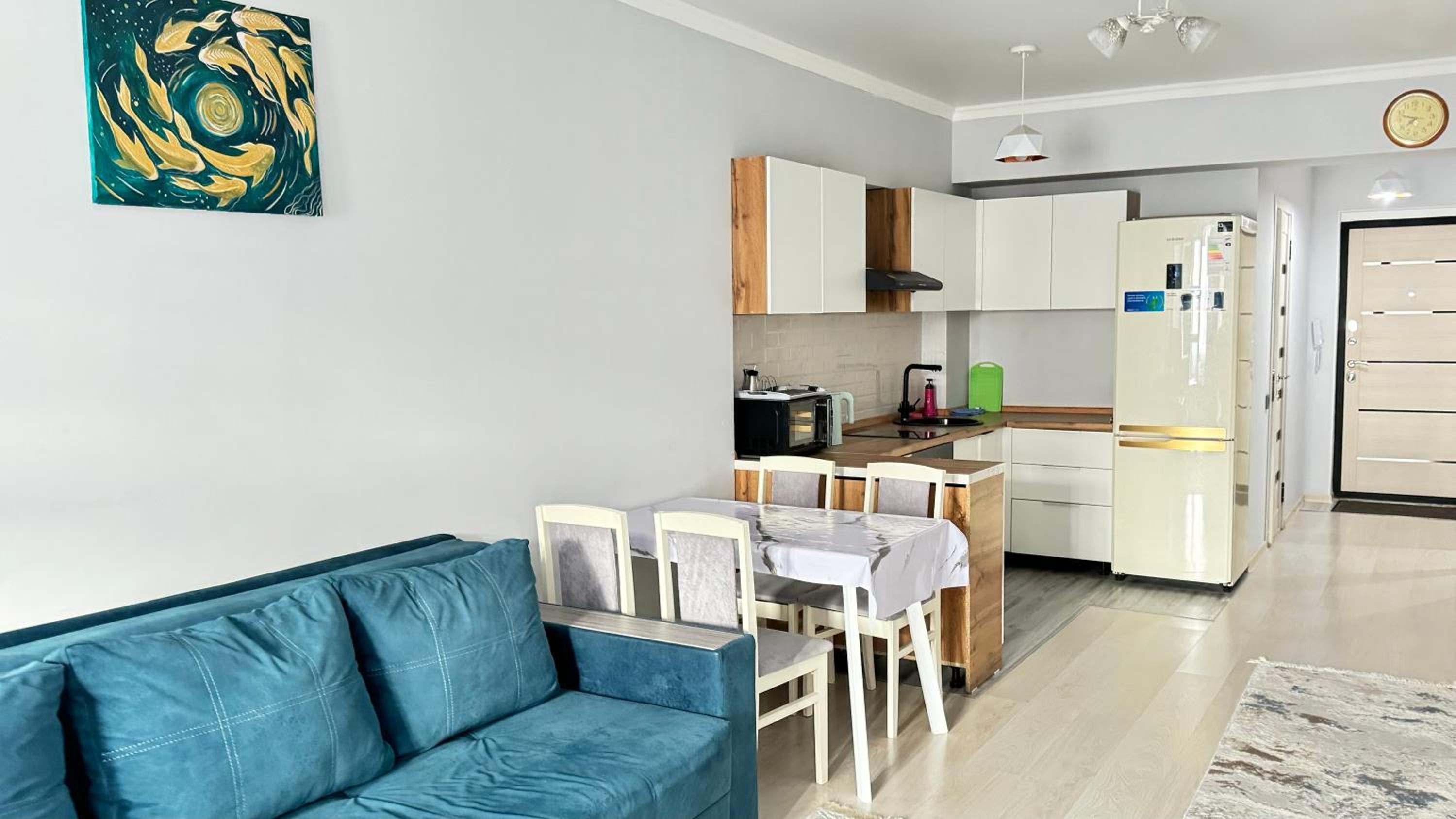 Cozy studio in the best area! 10 view 4