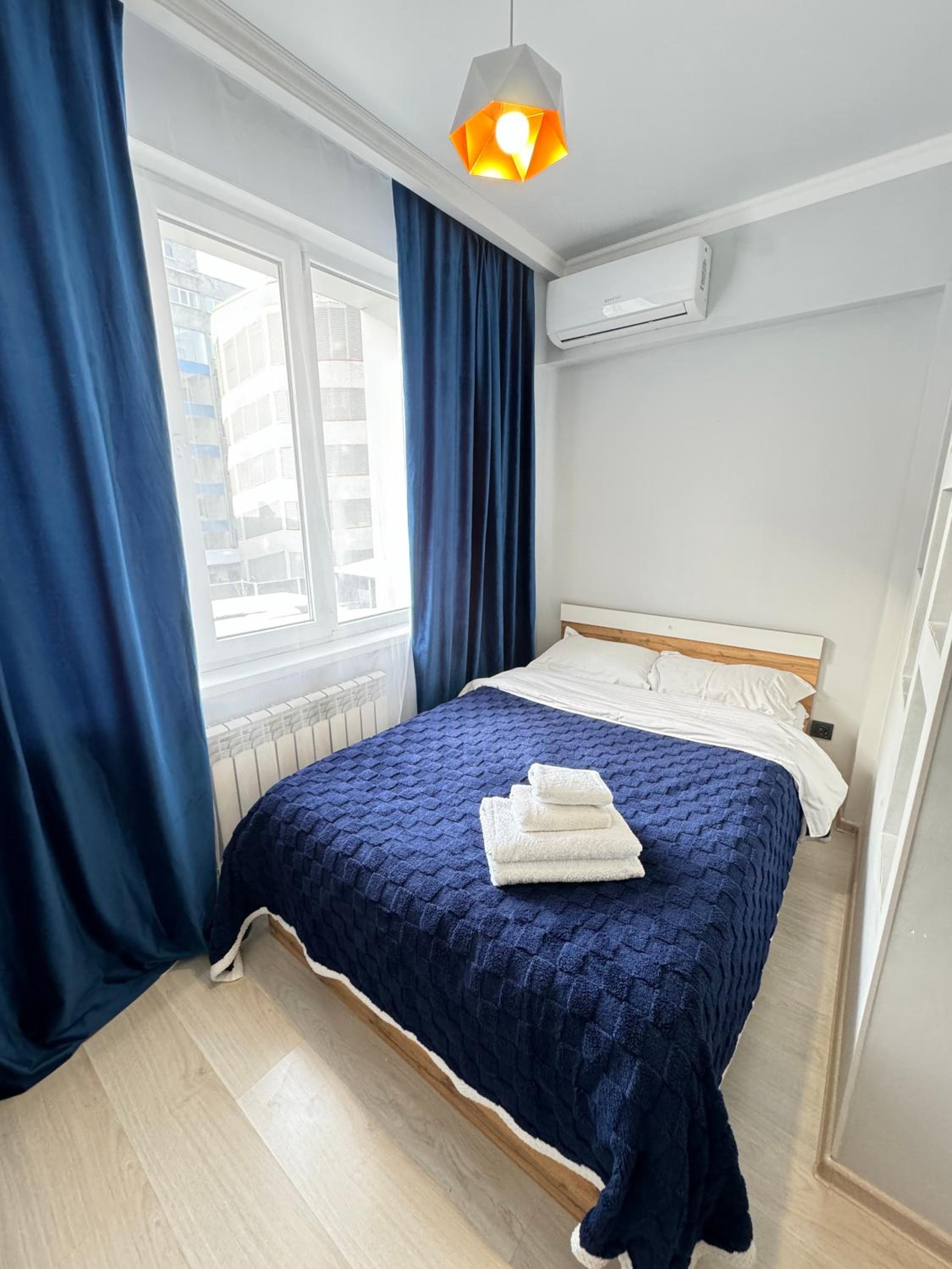 Cozy studio in the best area! 10 view 3