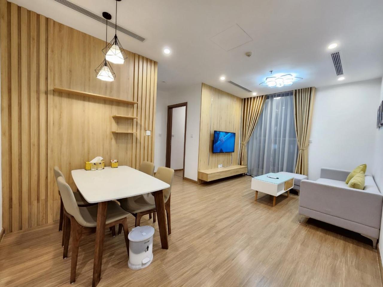 Skylake Phạm Hùng