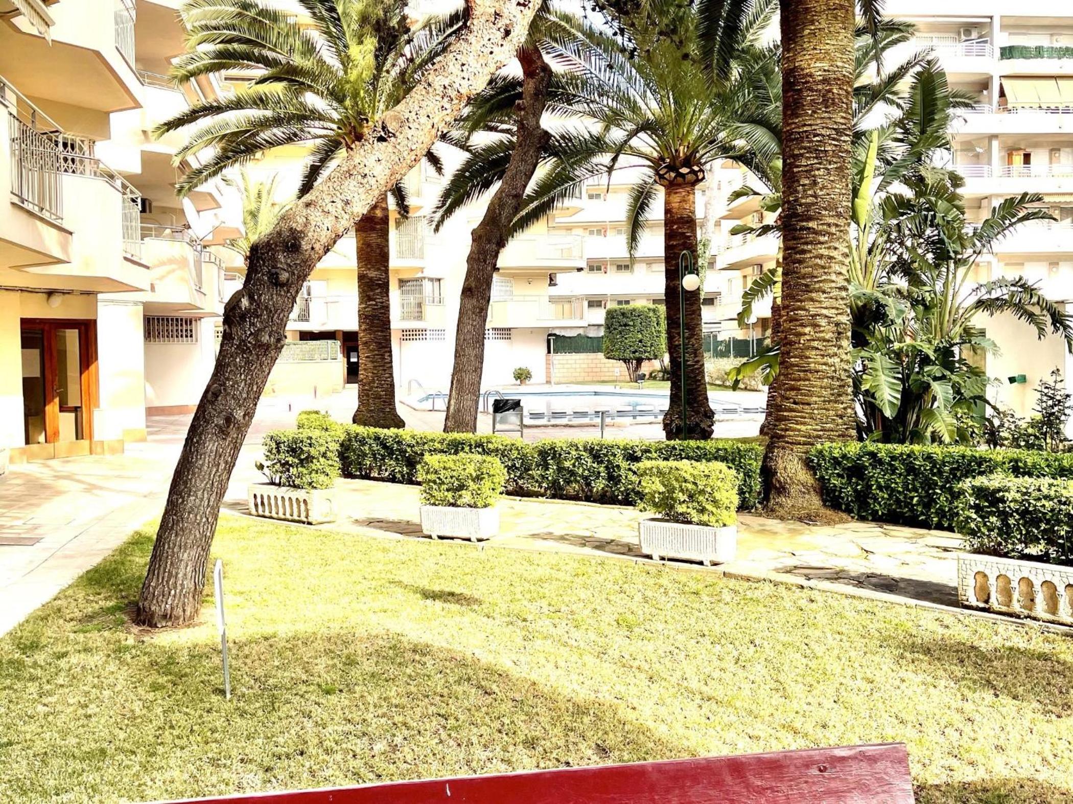 APARTBEACH SOL y PLAYA 241 CON PISCINA CERCA DE PLAYA view 2