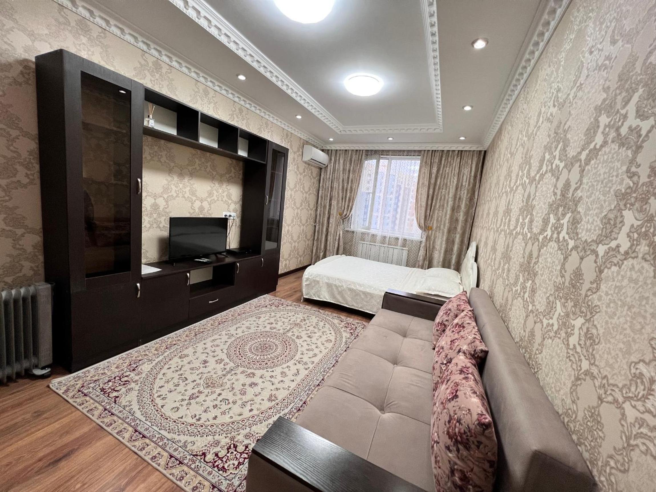 Apartmens in Complex Almaly 83-51 view 3