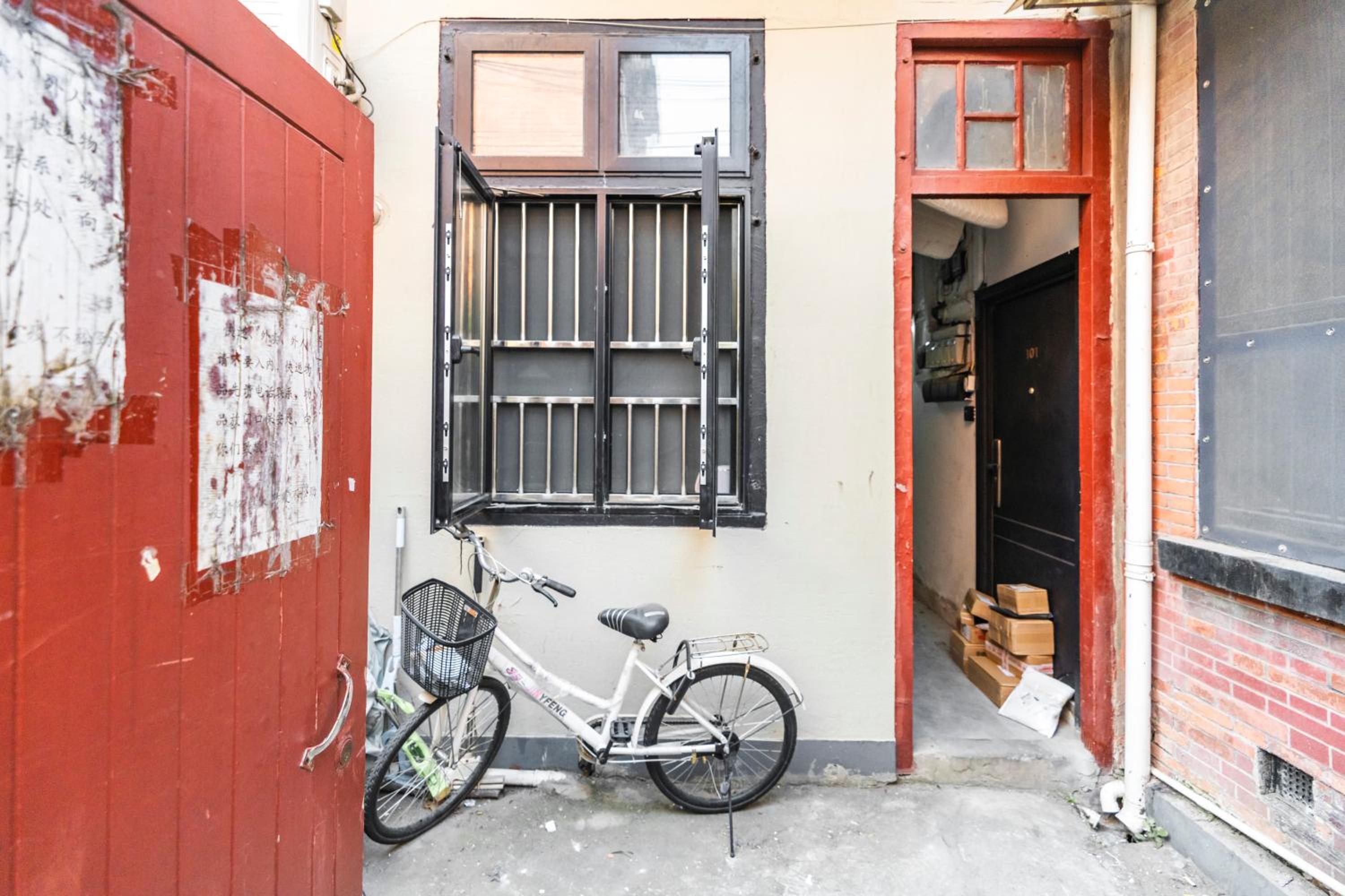 Shanghai Hills&XING 3067 Homestay Near Line 1&13 and Fuxing Park