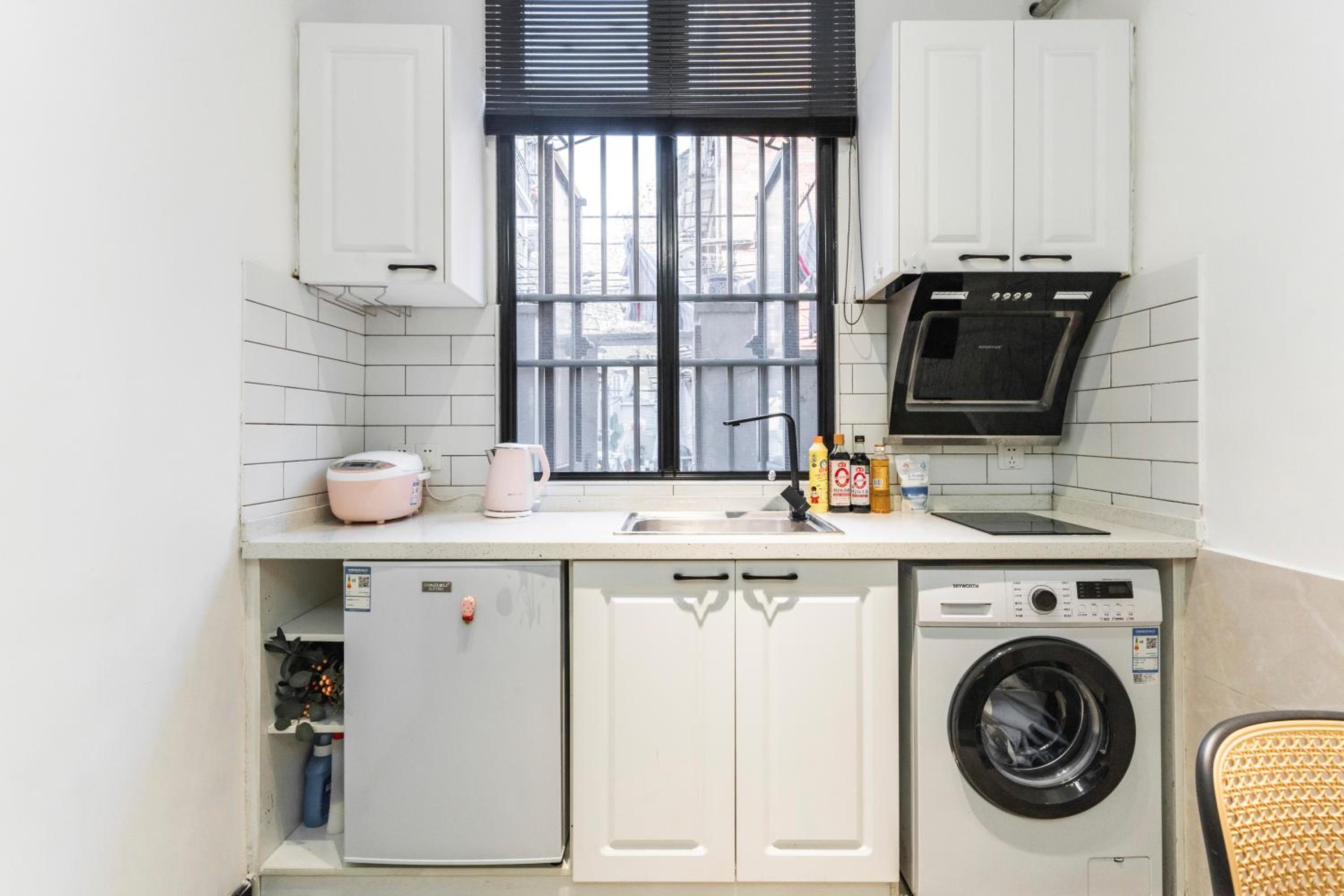 Shanghai Hills&XING 3067 Homestay Near Line 1&13 and Fuxing Park