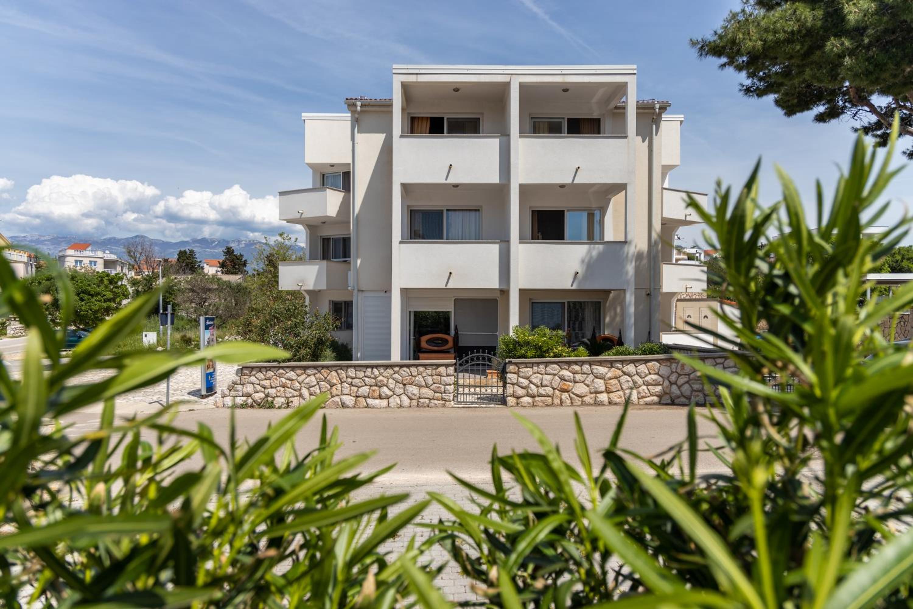 Apartments Eddy Veselica view 2
