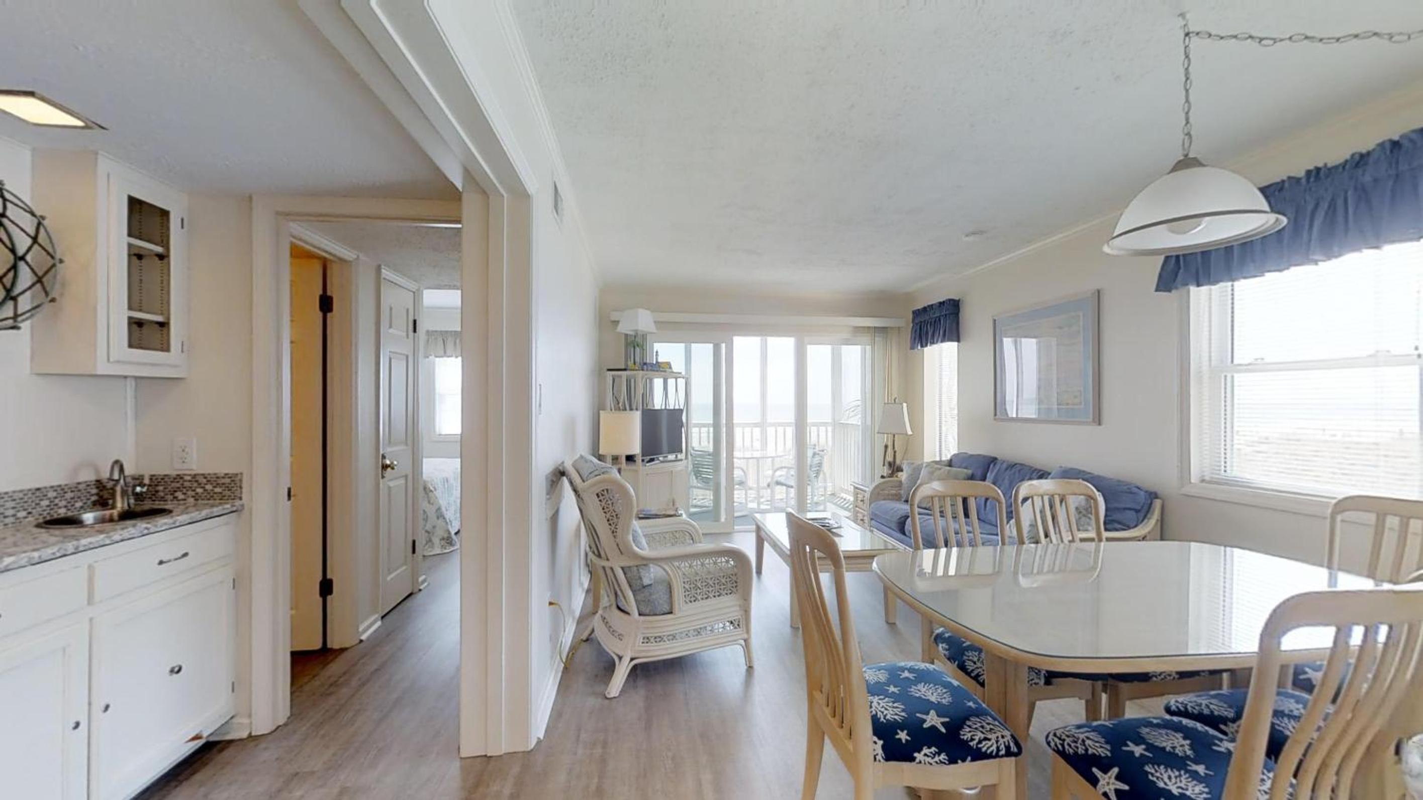 Oceanfront Corner 3BR • 1st Floor • Easy BeachPool Access • Palmwood Villas 110 view 4
