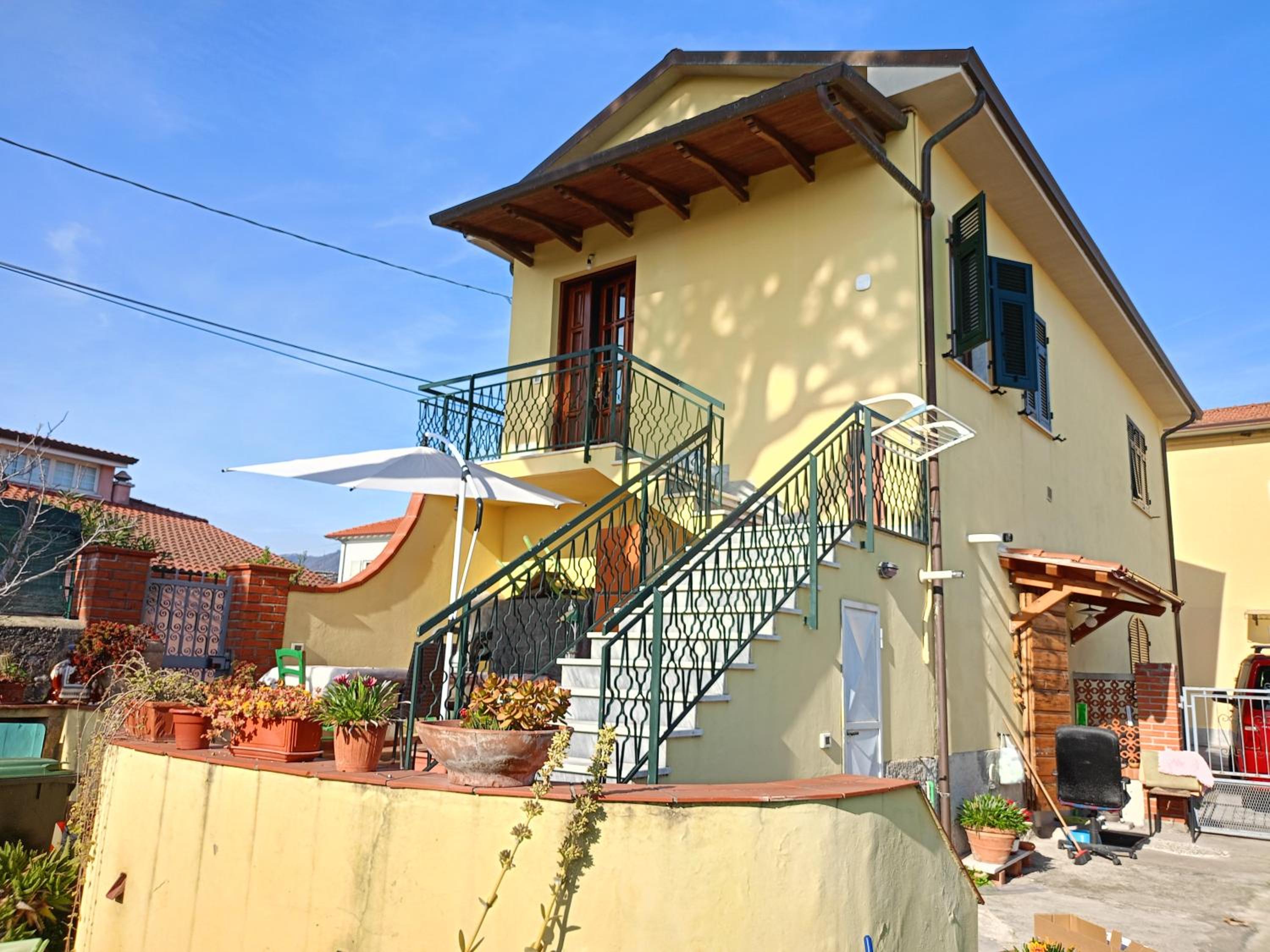Avenza Dream view 2