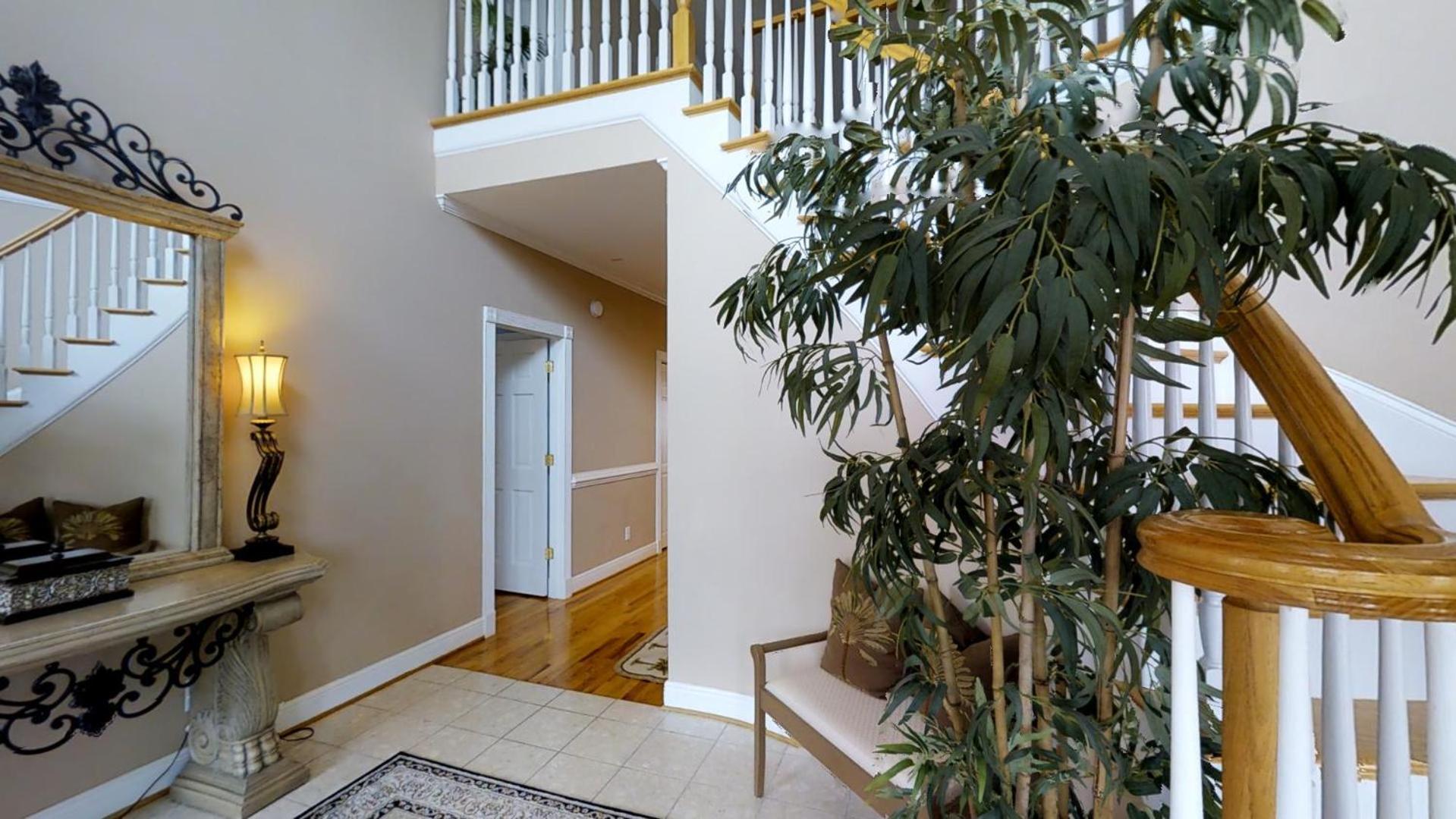 True Oceanfront 7 Suites • Private Pool • Sleeps 24 • Anderson Cottage view 3