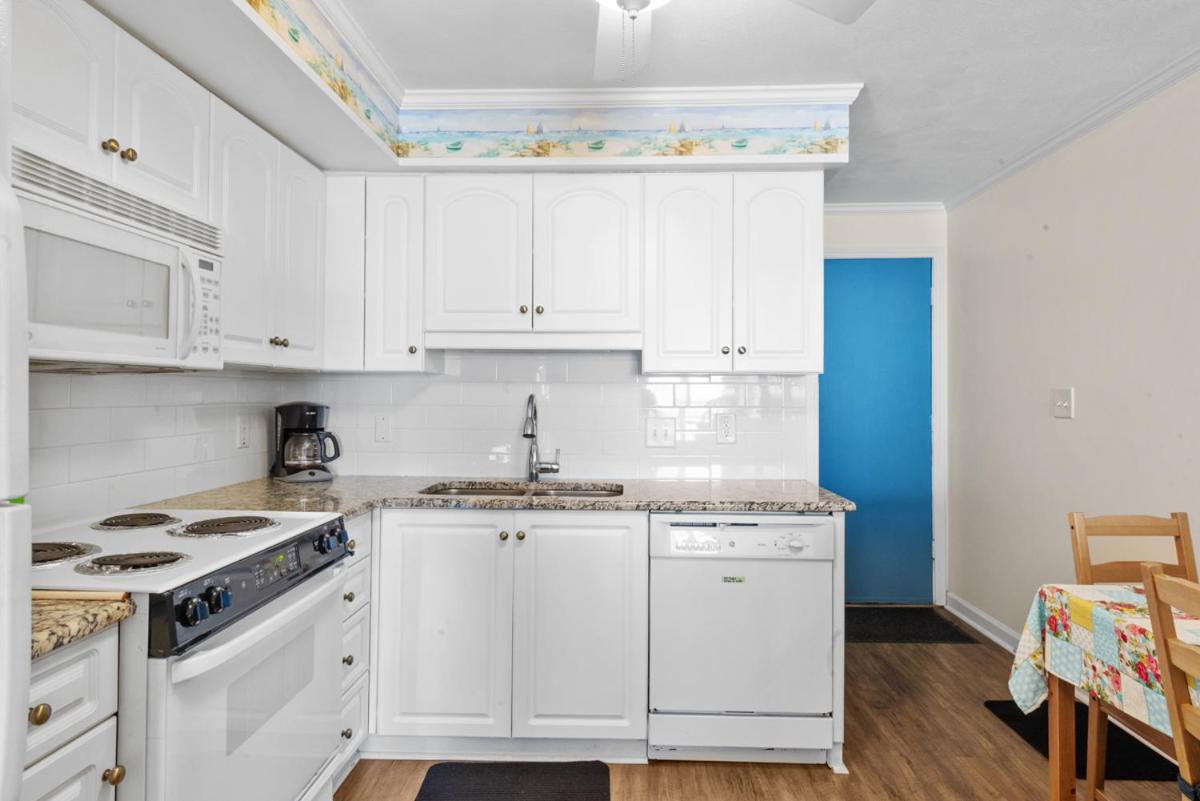 Oceanfront 2BR • Balcony Views Oceanside Pool • Dog Friendly • A Summer Place B8 view 5