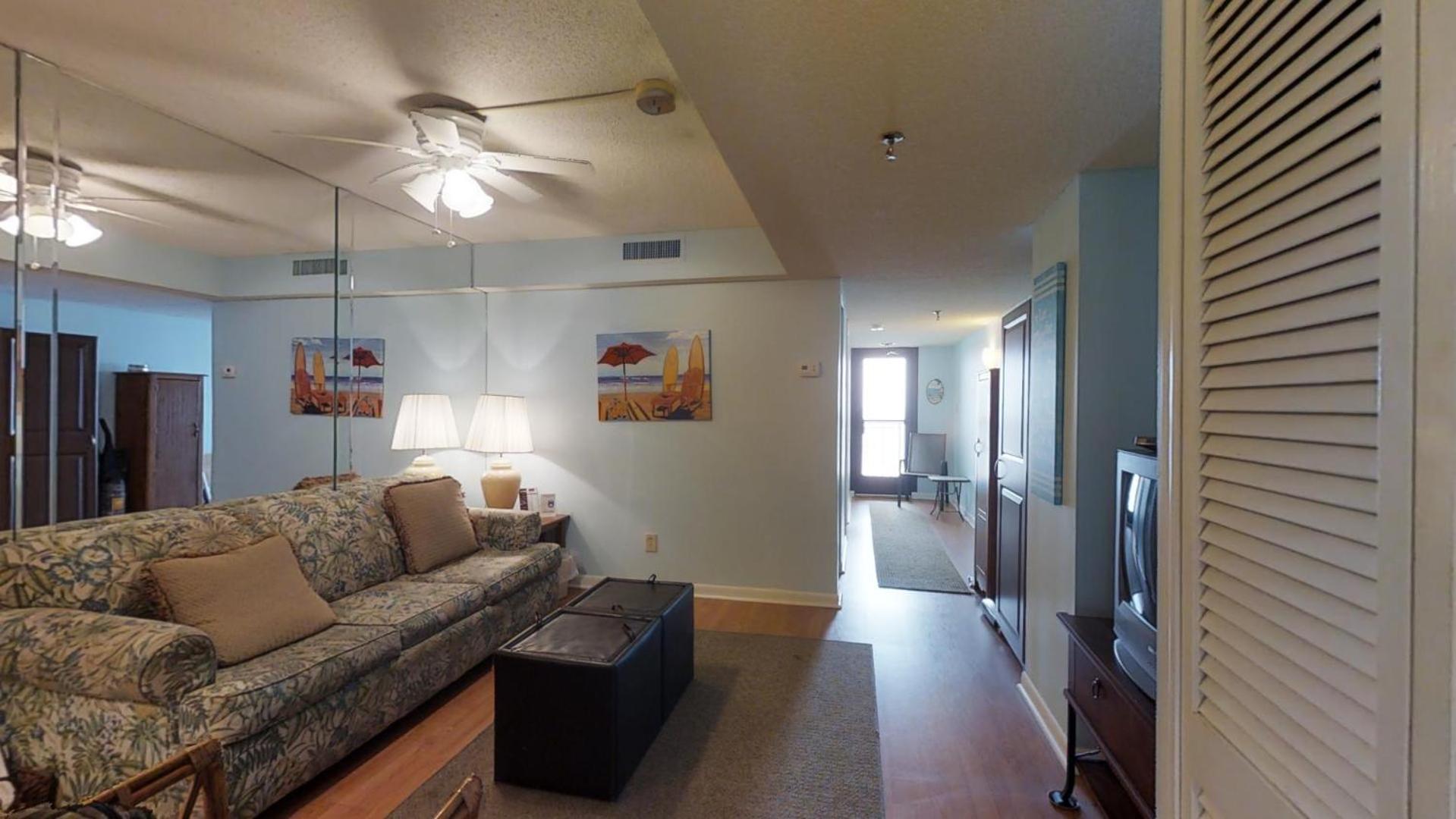 Accessible Oceanfront 2BR • Elevator Pool – Buena Vista Plaza view 4