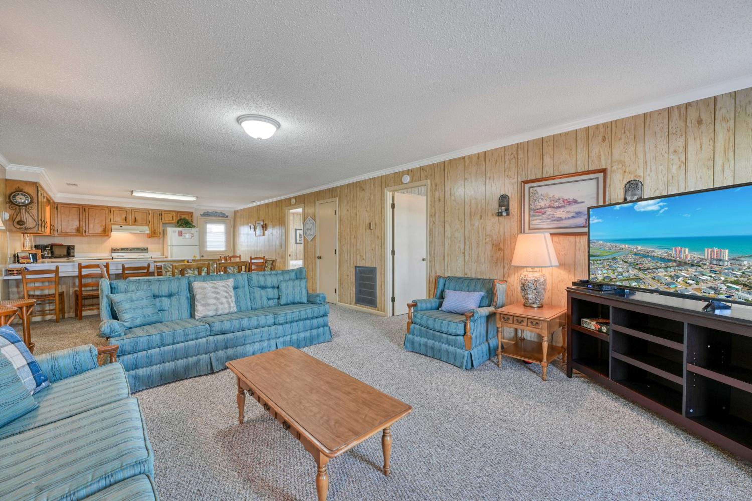 Carolina Roost Renovated Cherry Grove Home Near Beach Pier view 2
