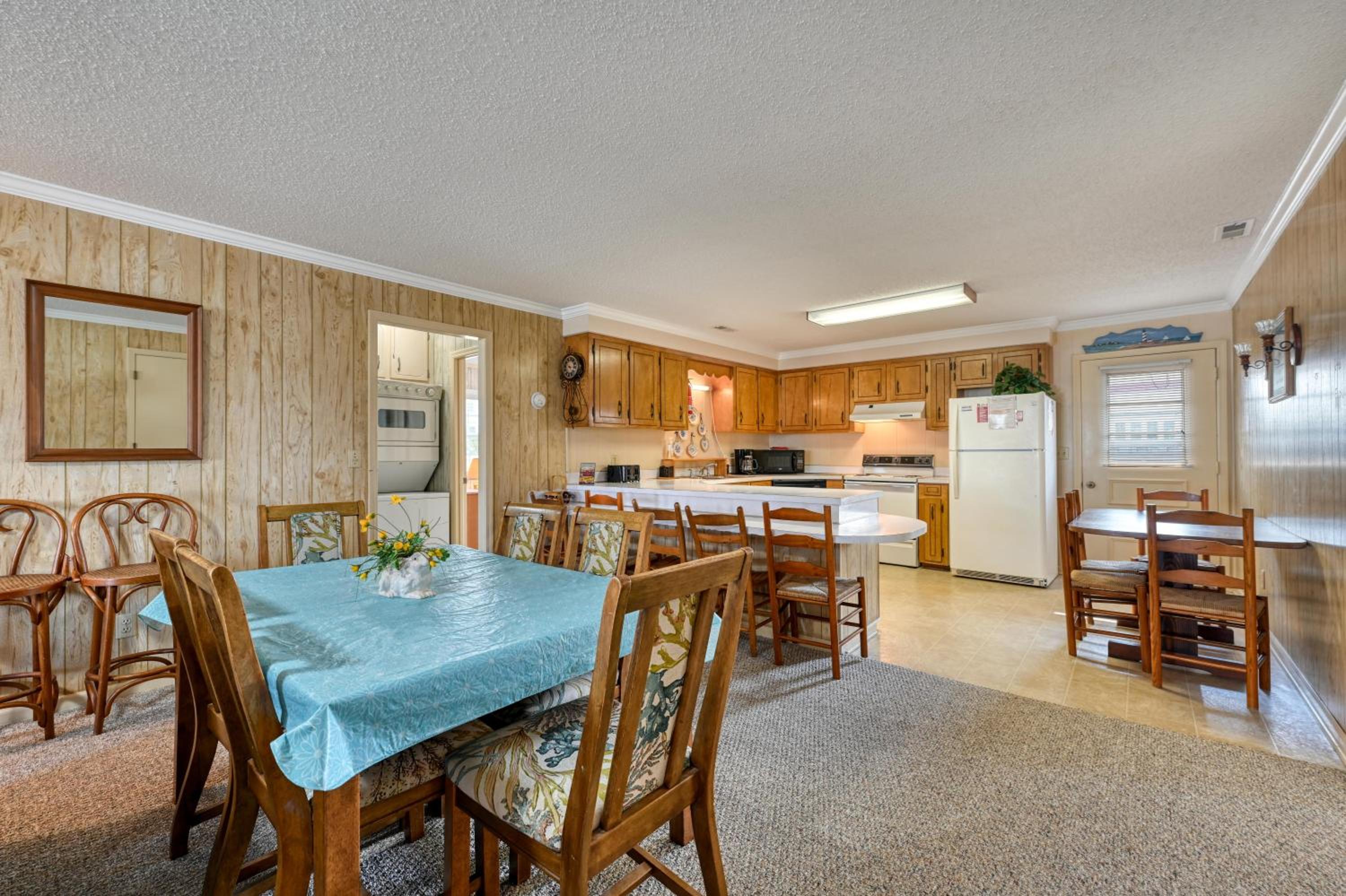 Carolina Roost Renovated Cherry Grove Home Near Beach Pier view 5