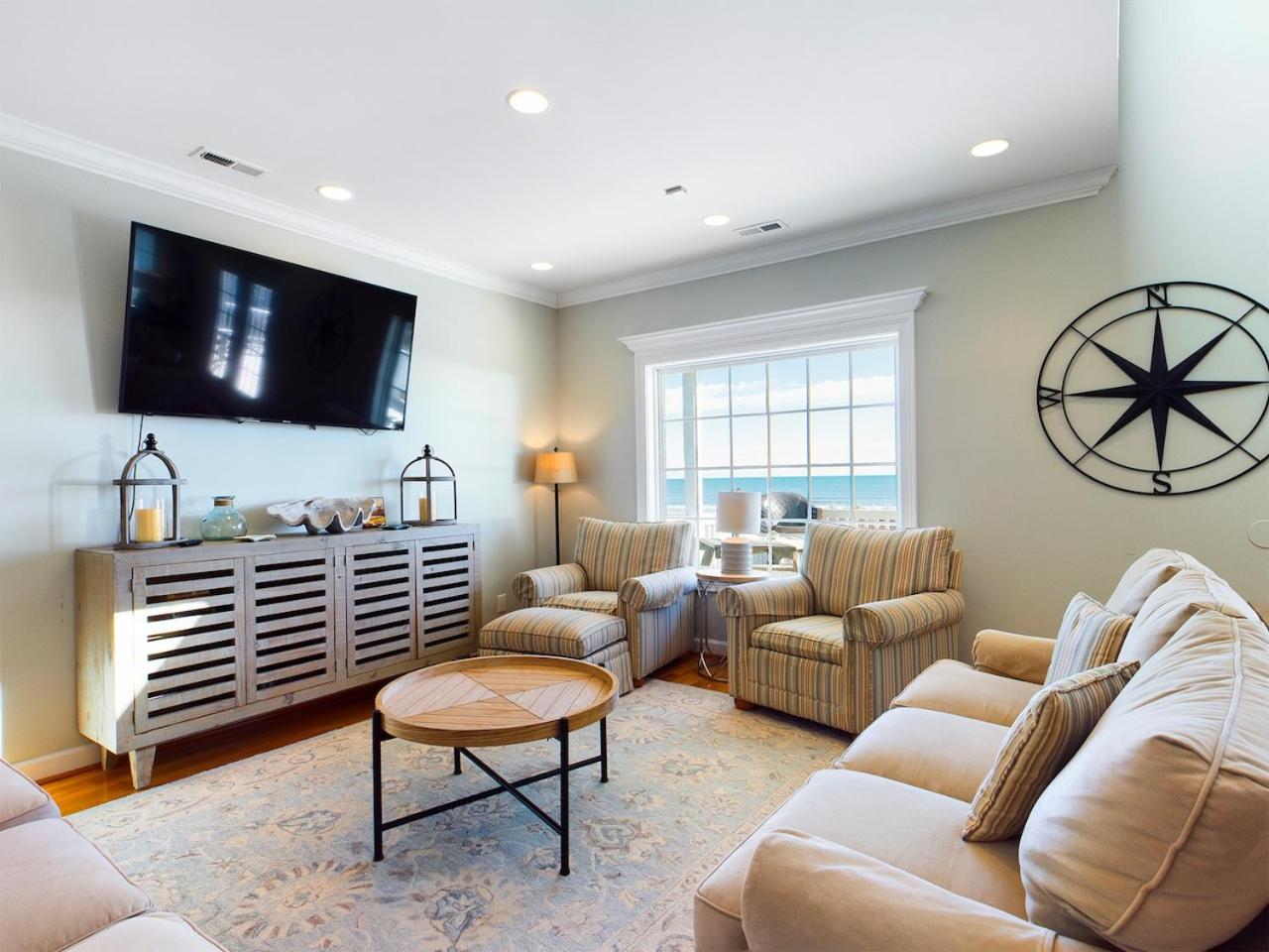 Casa Mia Oceanfront 6BR • All En-Suite • Private Walkway to Sand • Sleeps 24 view 4
