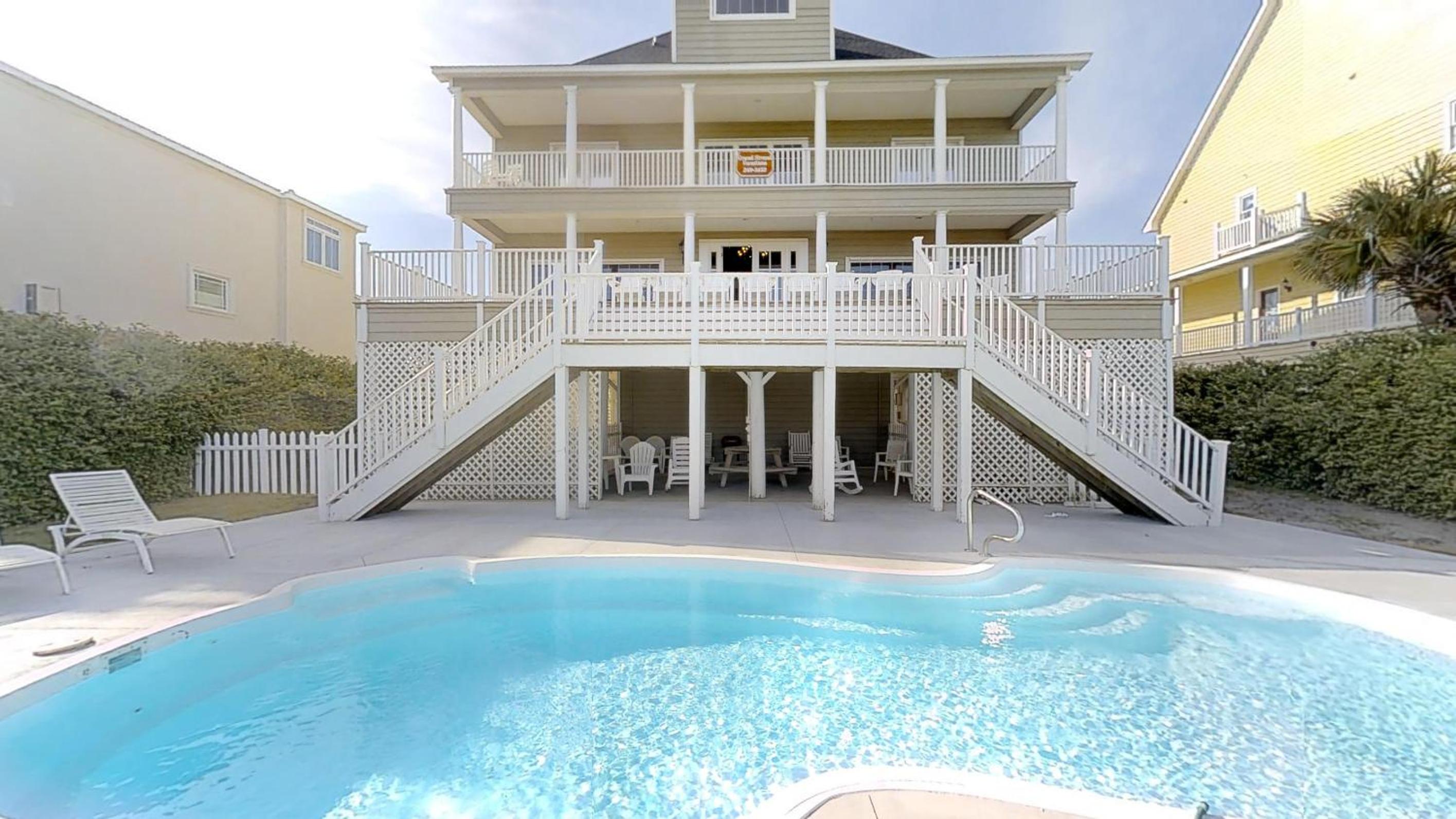 Ocean Drive Oceanfront 6BR • All En-Suite • Private Pool • Sleeps 20 • Ibis view 2