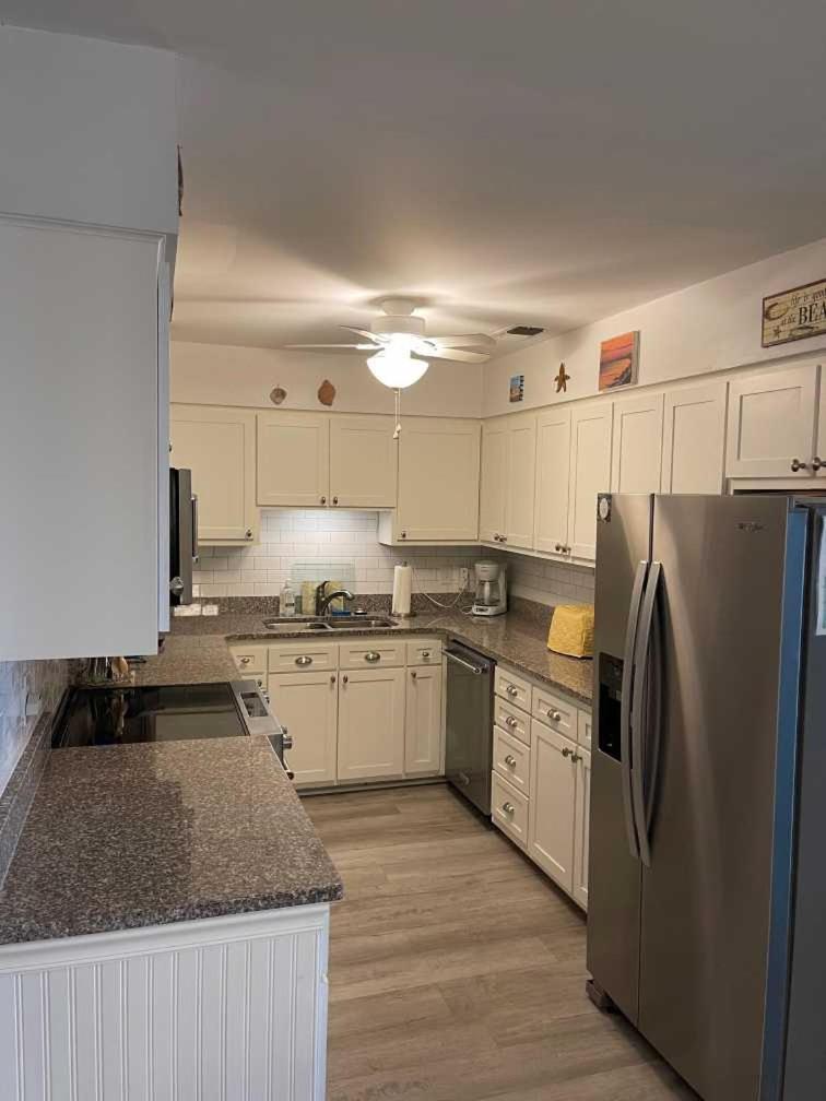 Tides C3 Oceanfront 3BR • Quiet Cherry Grove • Updated Condo view 4